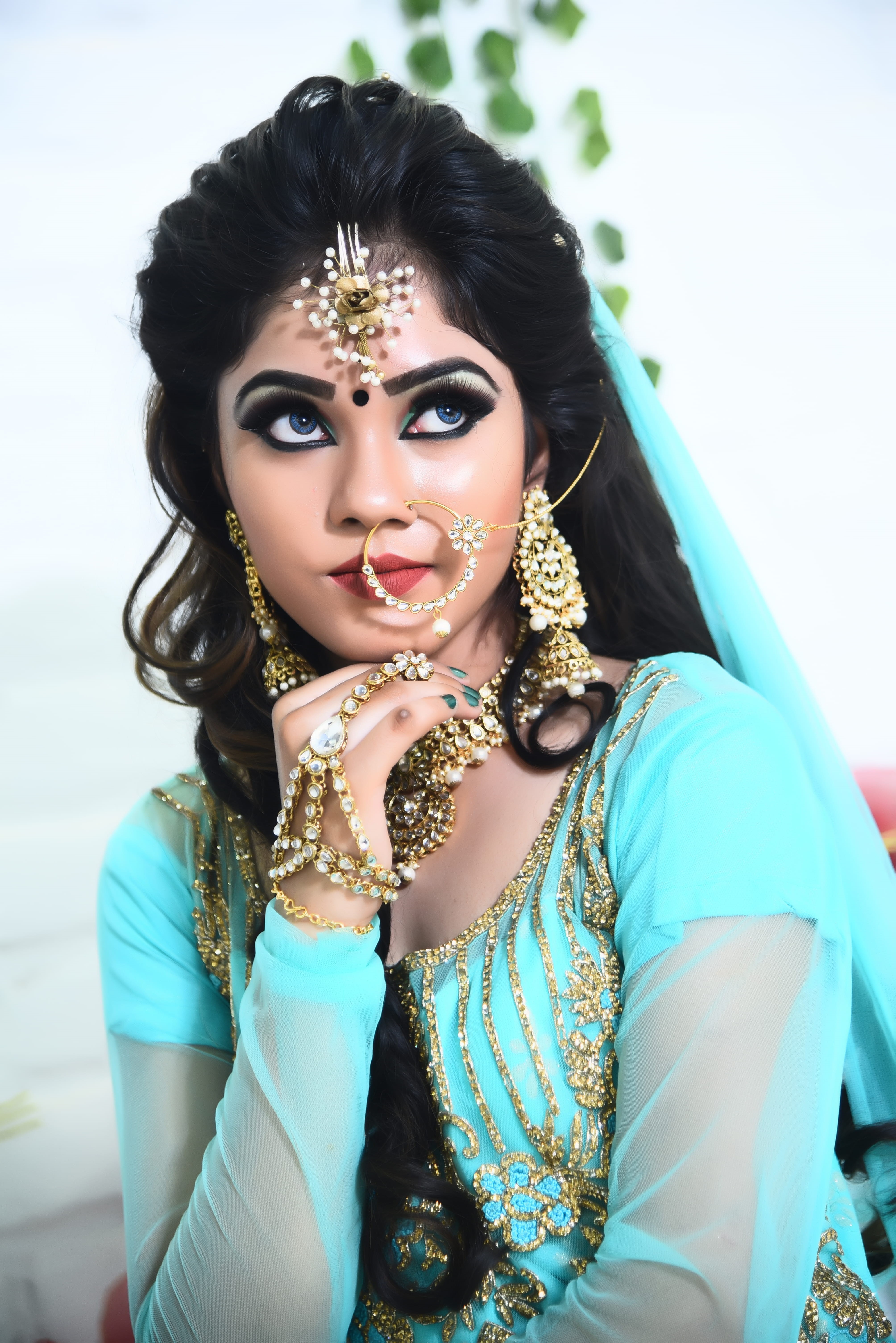 traditional wear, model, gold, style, fashionable, close-up, wedding, one person, hair, pose, beautiful woman, female, real people, wear, costume, pretty, Phone HD Wallpaper