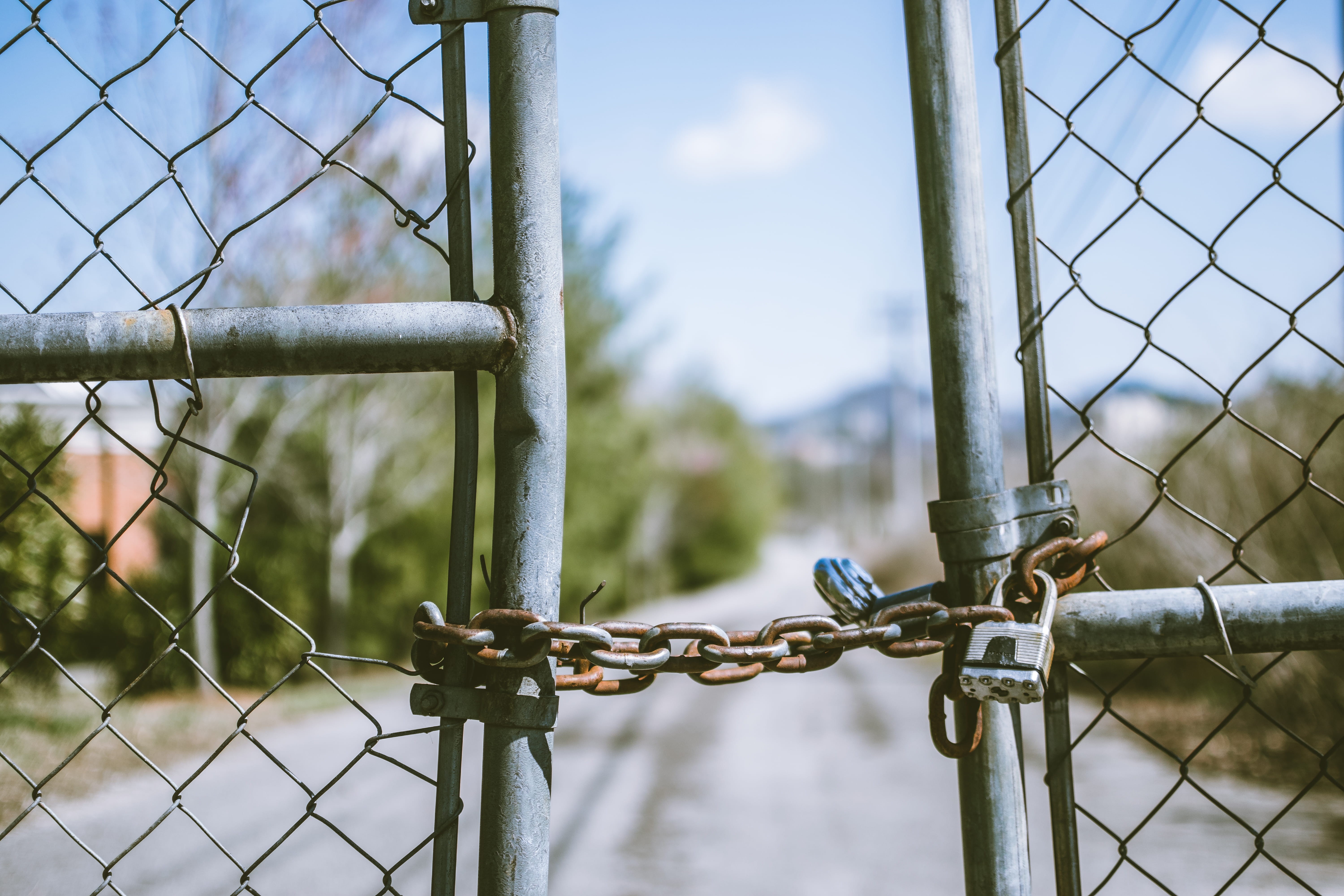 photography, no people, protection, metal, barrier, safety, lock, boundary, focus on foreground, danger, sky, texture, connect, padlock, chain, chainlink fence, HD Wallpaper