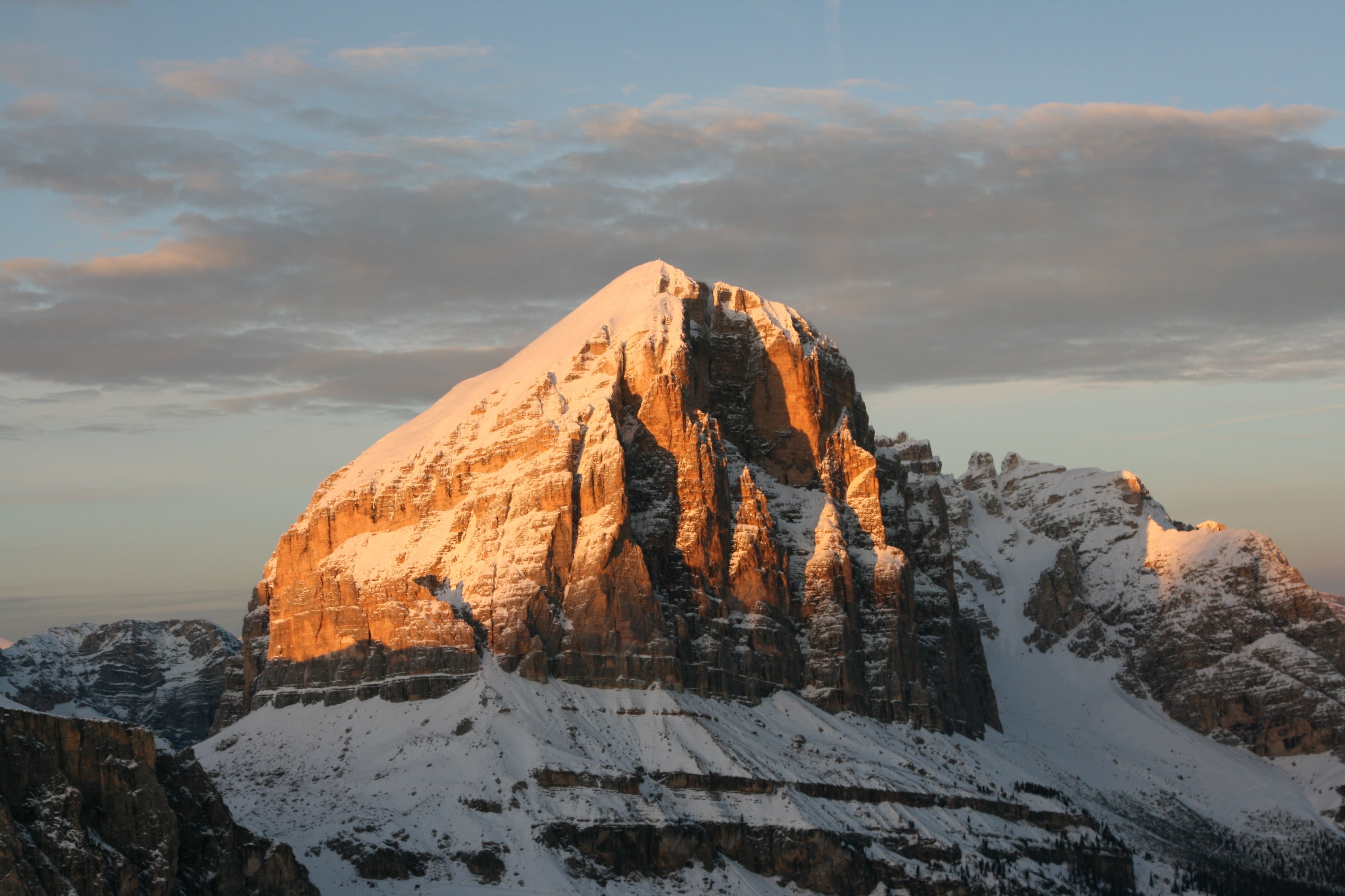 snow, solid, scenics - nature, 4K, no people, dolomites, dolomiti bellunesi, mountain range, mountain, cold temperature, mountains, nature, rock formation, HD Wallpaper