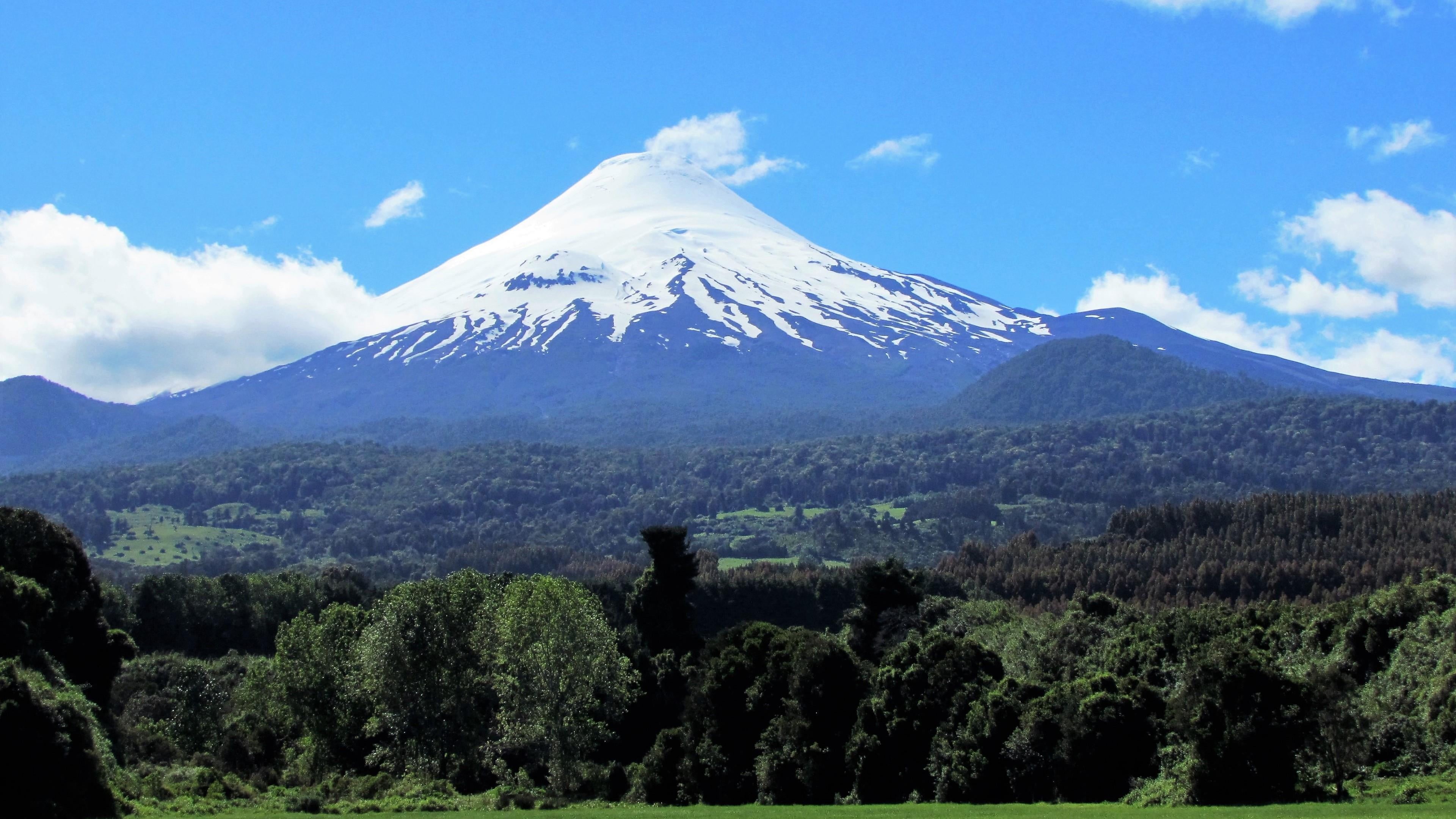 plant, environment, llanquihue, tree, stratovolcano, mountain, snowcapped mountain, tranquil scene, chile, tranquility, non-urban scene, sky, volcano, los lagos, HD Wallpaper