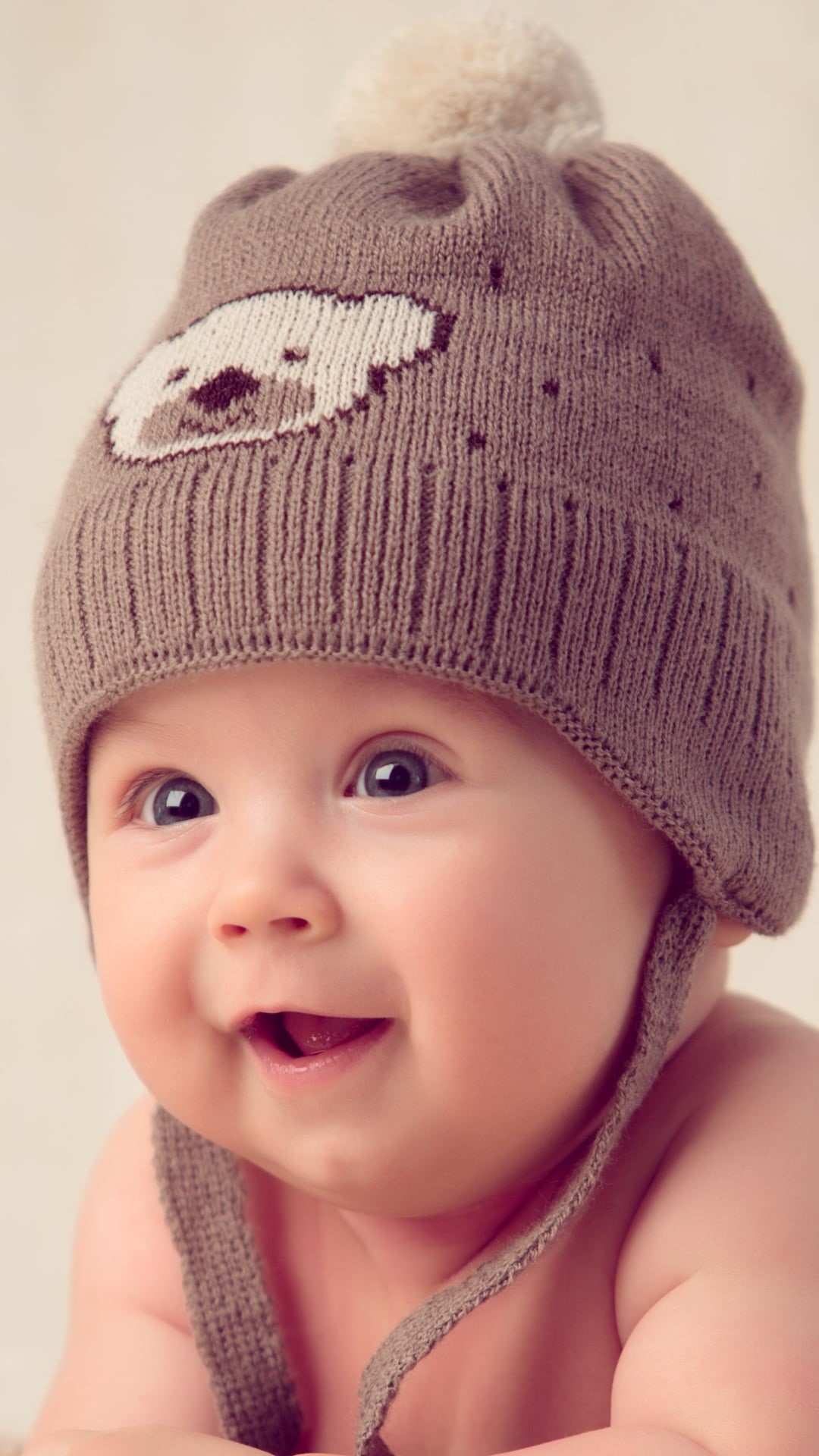1080P, hate, mouth open, baby clothing, child, headshot, indoors, smiling, close-up, human face, studio shot, cute, young, happiness, clothing, childhood, Phone HD Wallpaper
