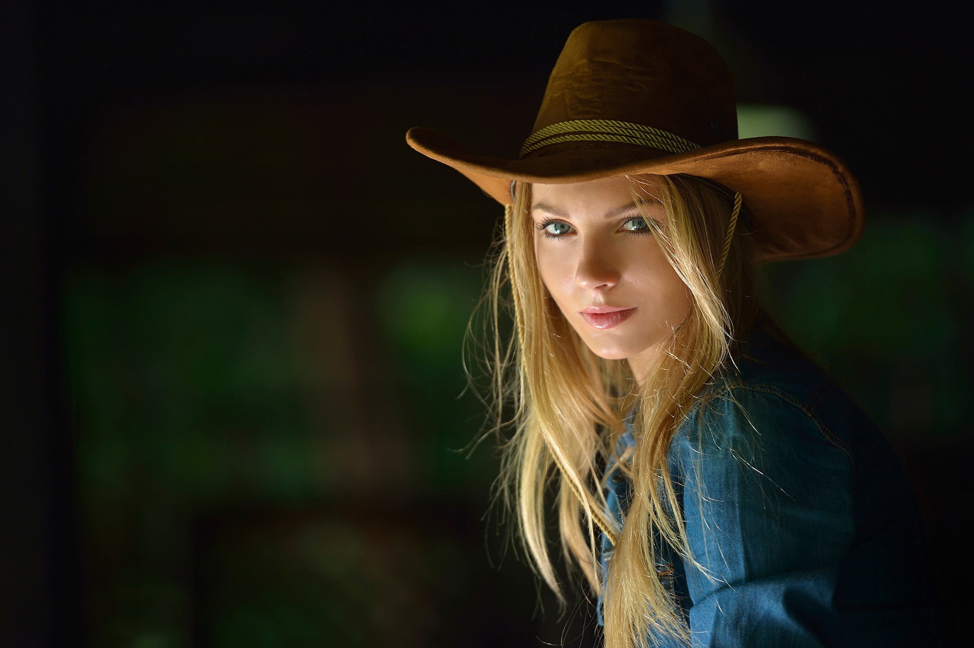 depth of field, 1080P, women, blonde, model, looking at viewer, hat, portrait, gray eyes, HD Wallpaper