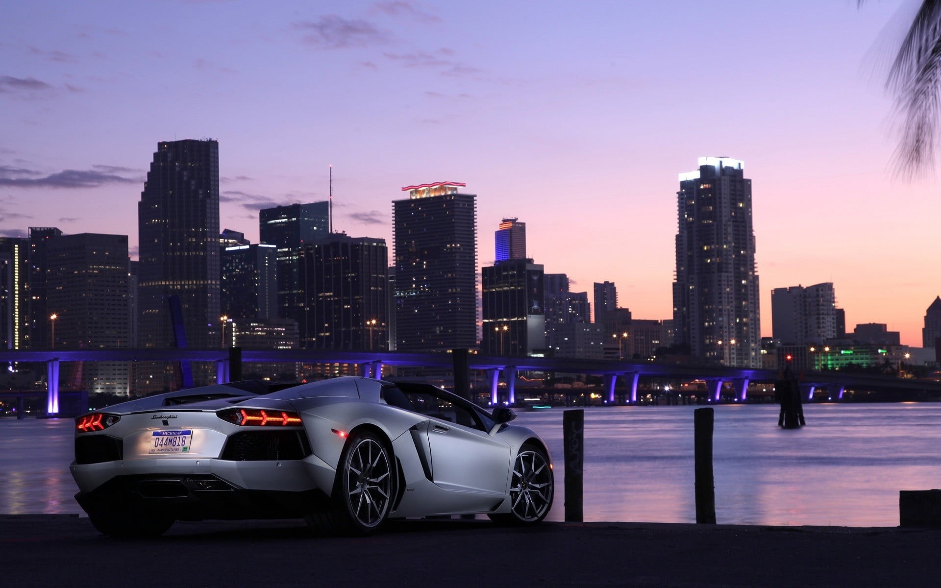 front, sunset, transportation, Miami, gray, outdoors, built structure, office building exterior, mode of transportation, no people, motor vehicle, nature, HD Wallpaper