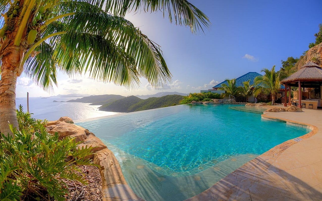 travel destinations, scenics - nature, tropical tree, tropical, tree, vacation, luxury, no people, pool, palm tree, bay, plant, idyllic, swimming pool, HD Wallpaper