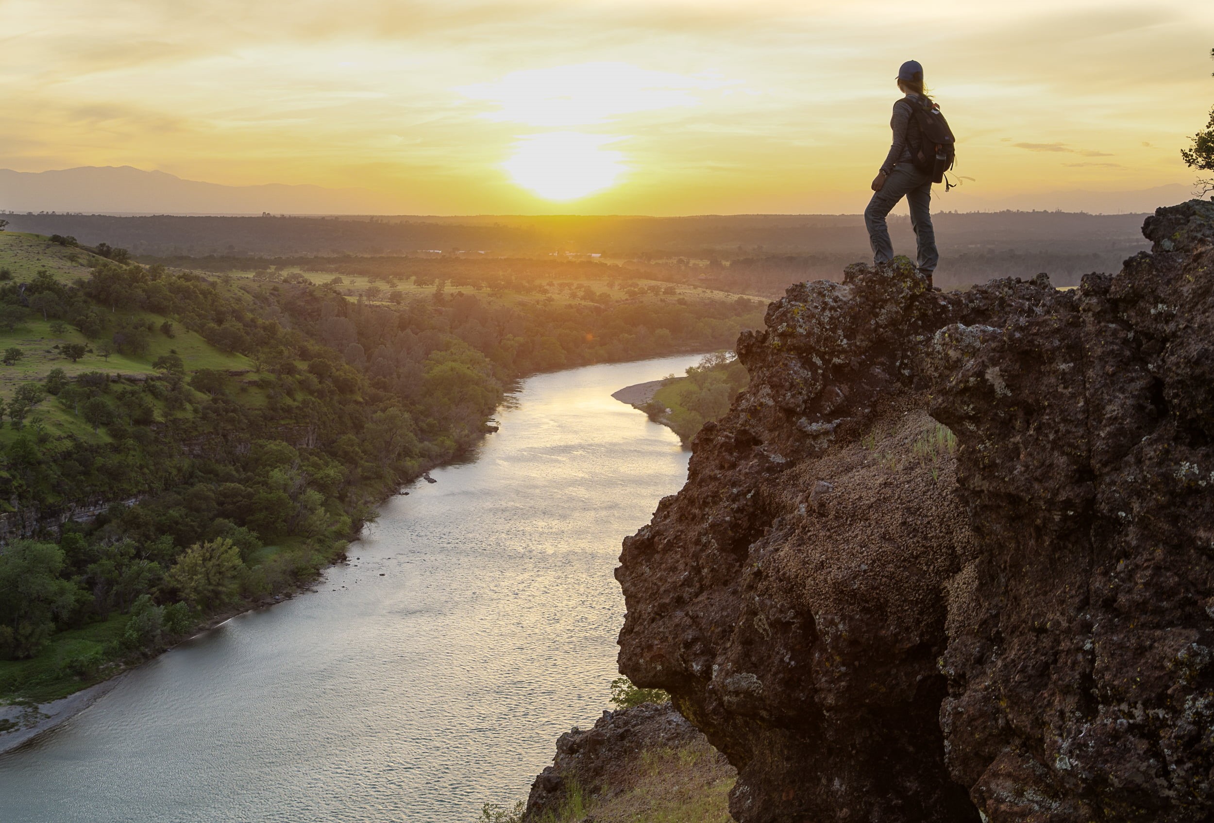 cliff, explore, camping, photography, wildlife watching, wearing, hiking, Sacramento River, nature, BLM, backpack, adventure, sunset, people, biking, outdoors, HD Wallpaper
