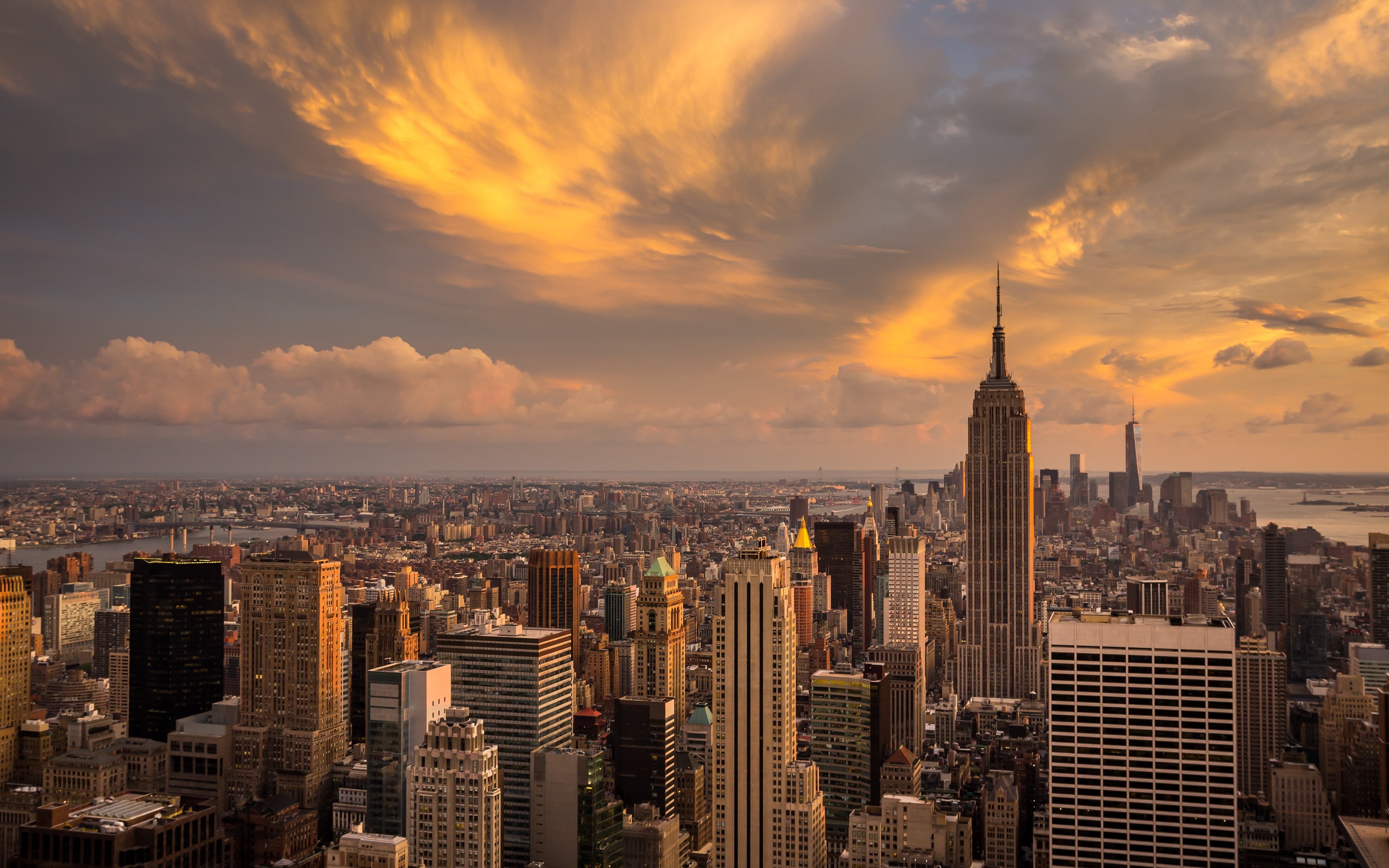 New York City, tower, state, crowd, landscape, skyscraper, architecture, modern, water, built structure, cloud - sky, city, tall - high, empire, sky, cityscape, HD Wallpaper