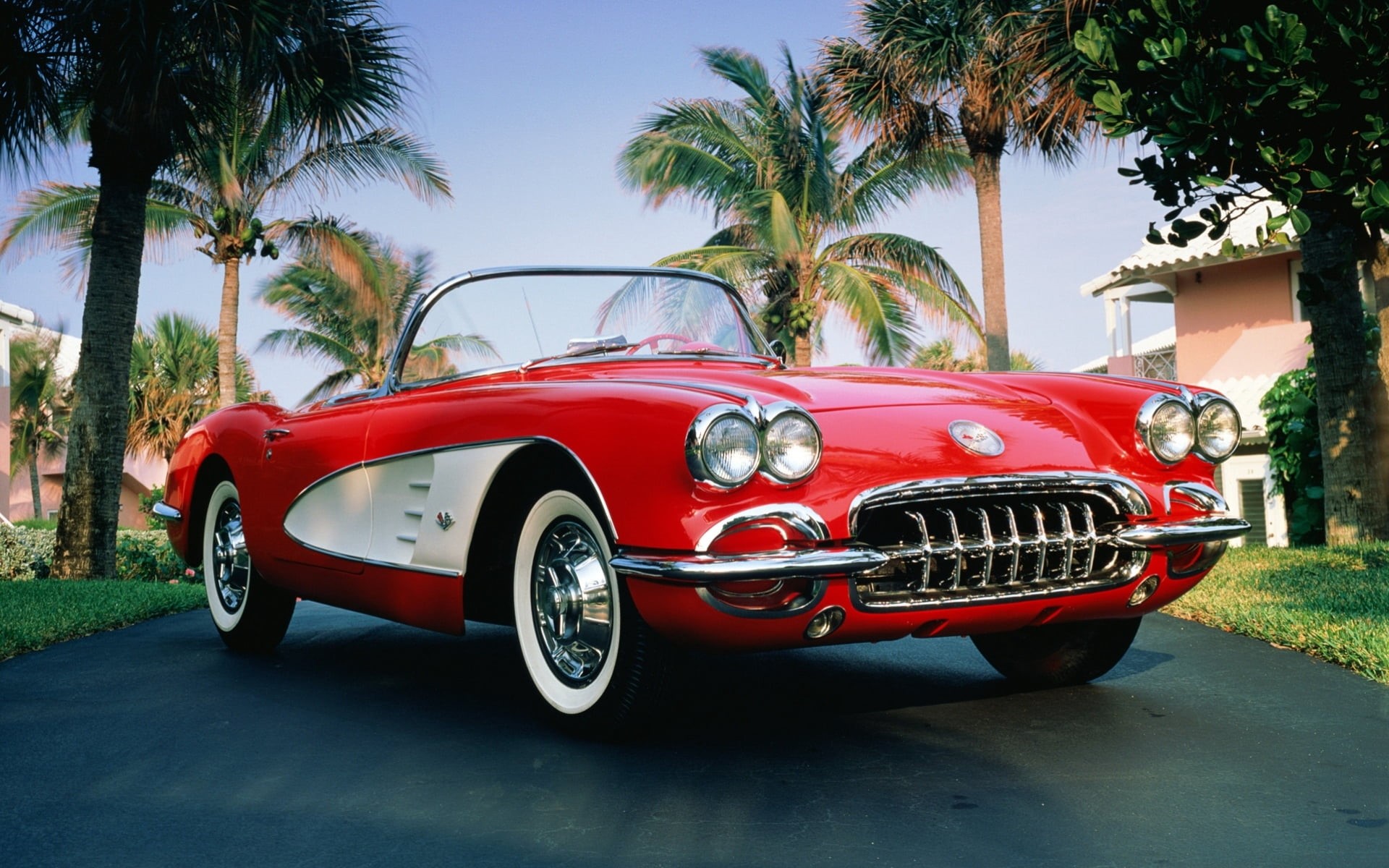 1080P, no People, uSA, vintage Car, transportation, elegance, travel, street, convertible, history, red, land Vehicle, outdoors, palm tree, car, motor vehicle, HD Wallpaper