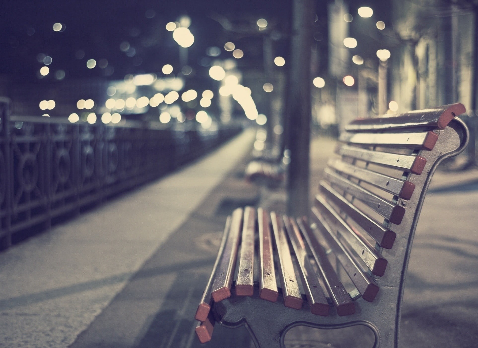 no People, city, human body part, adult, beige, outdoors, winter, architecture, one person, lights, modern, cityscape, defocused, hand, park bench, focus on foreground, HD Wallpaper