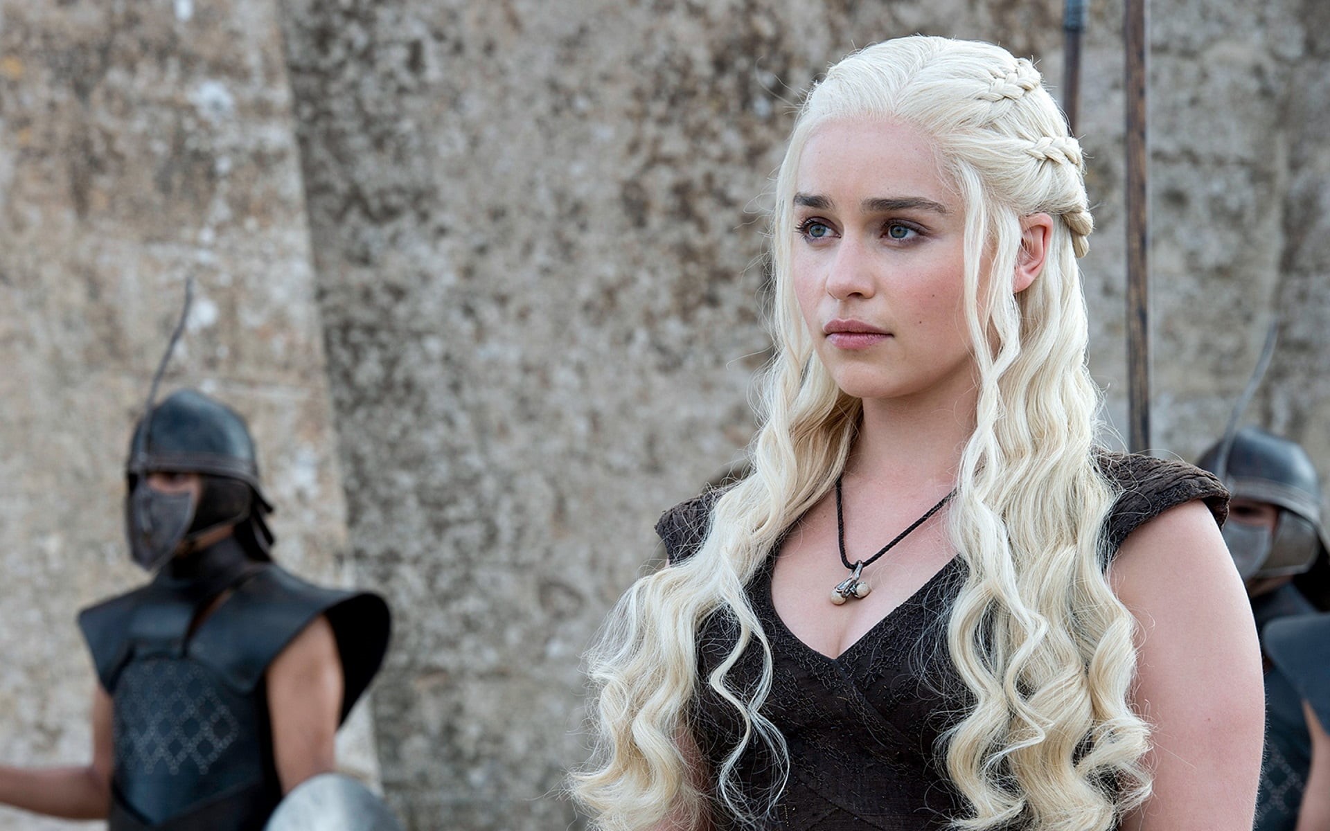 1080P, contemplation, beautiful woman, headshot, young women, blond hair, Emilia Clarke, adult, beauty, outdoors, Daenerys Targaryen, people, hairstyle, HD Wallpaper