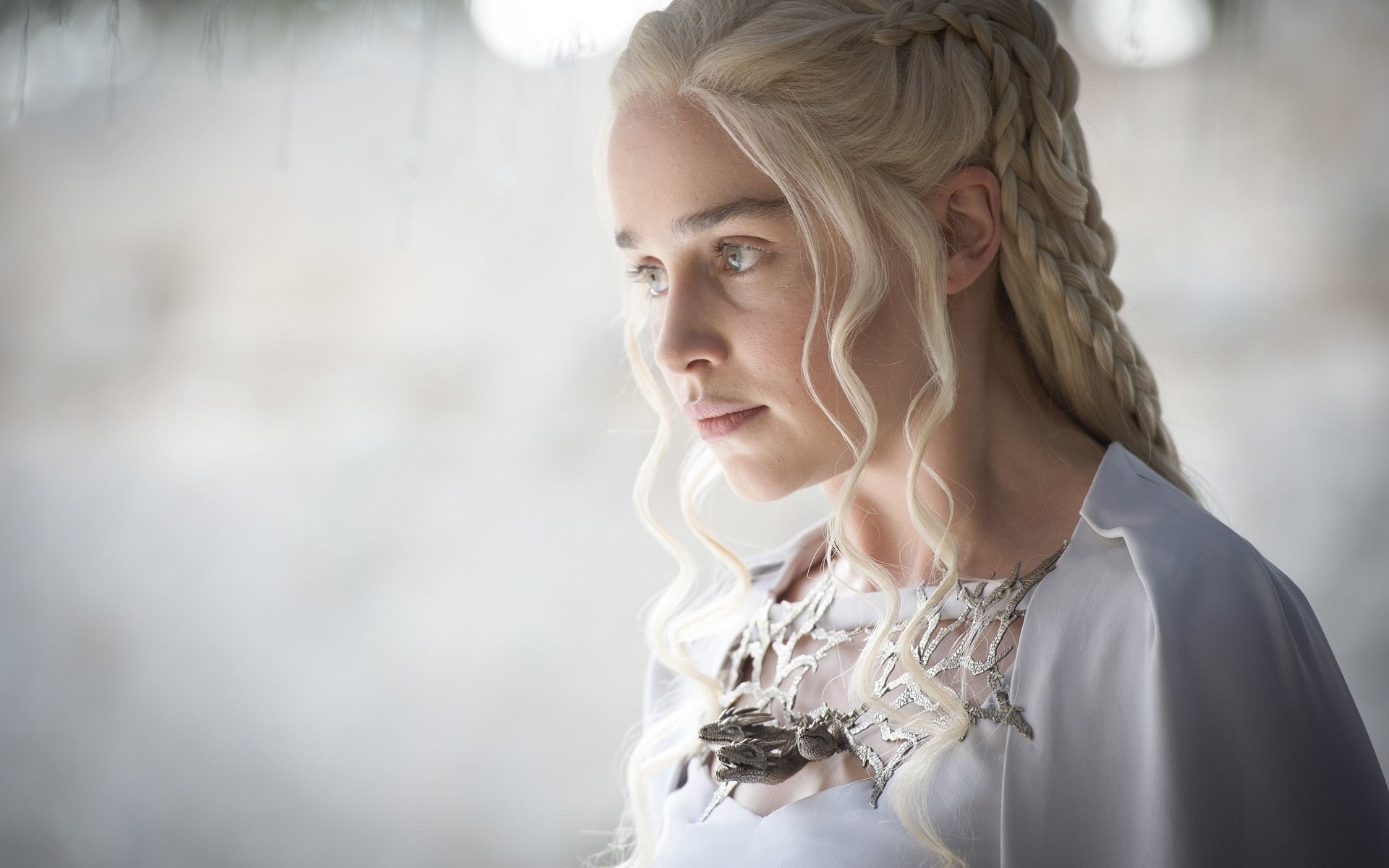 real people, 1080P, focus on foreground, day, Game of Thrones, blue eyes, blond hair, lifestyles, adult, blonde, looking, young women, young adult, women, HD Wallpaper