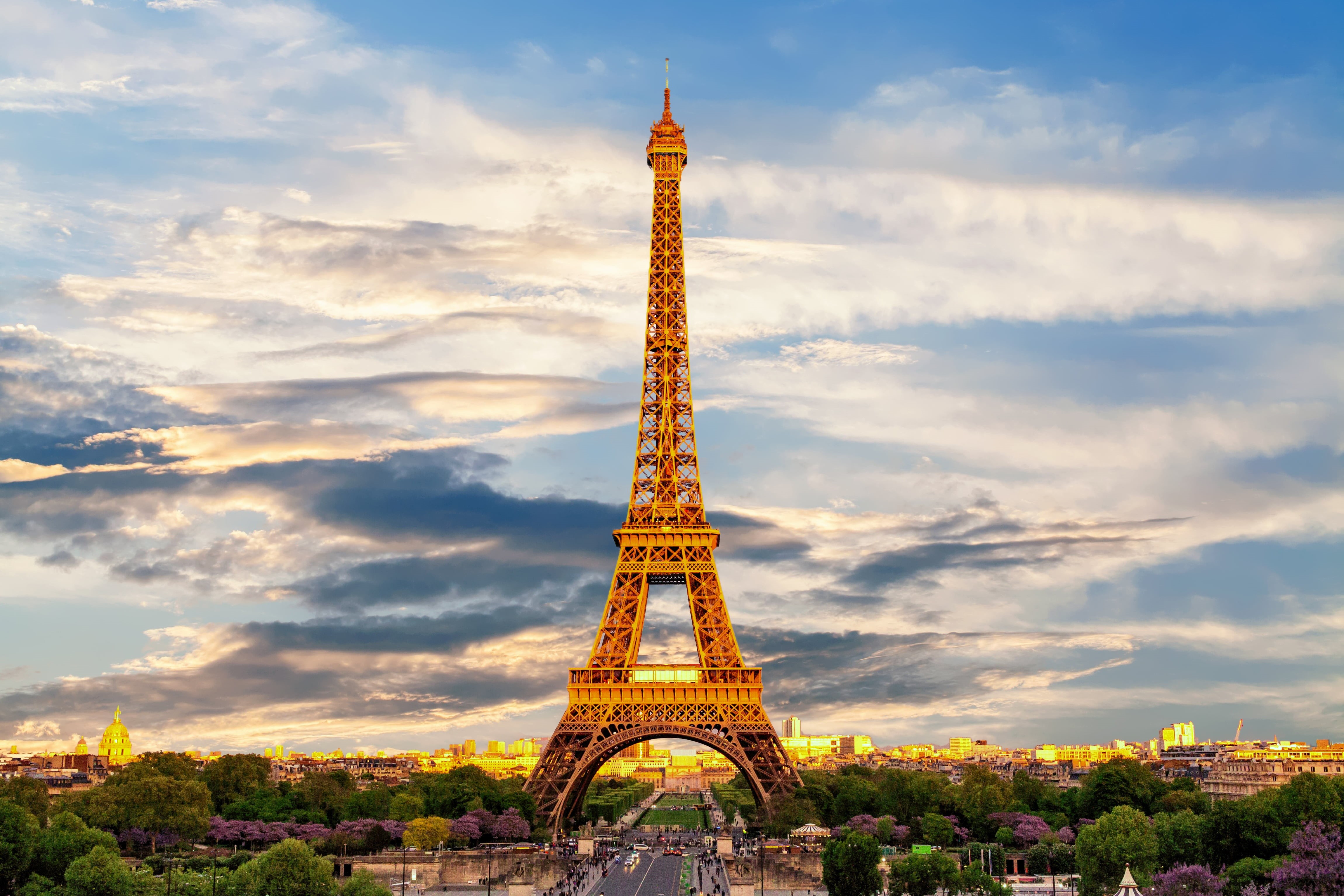 cloud - Sky, monument, communications Tower, urban Scene, spire, symbol, metal, blue, built Structure, outdoors, tower, scenics, travel, paris, cityscape, HD Wallpaper