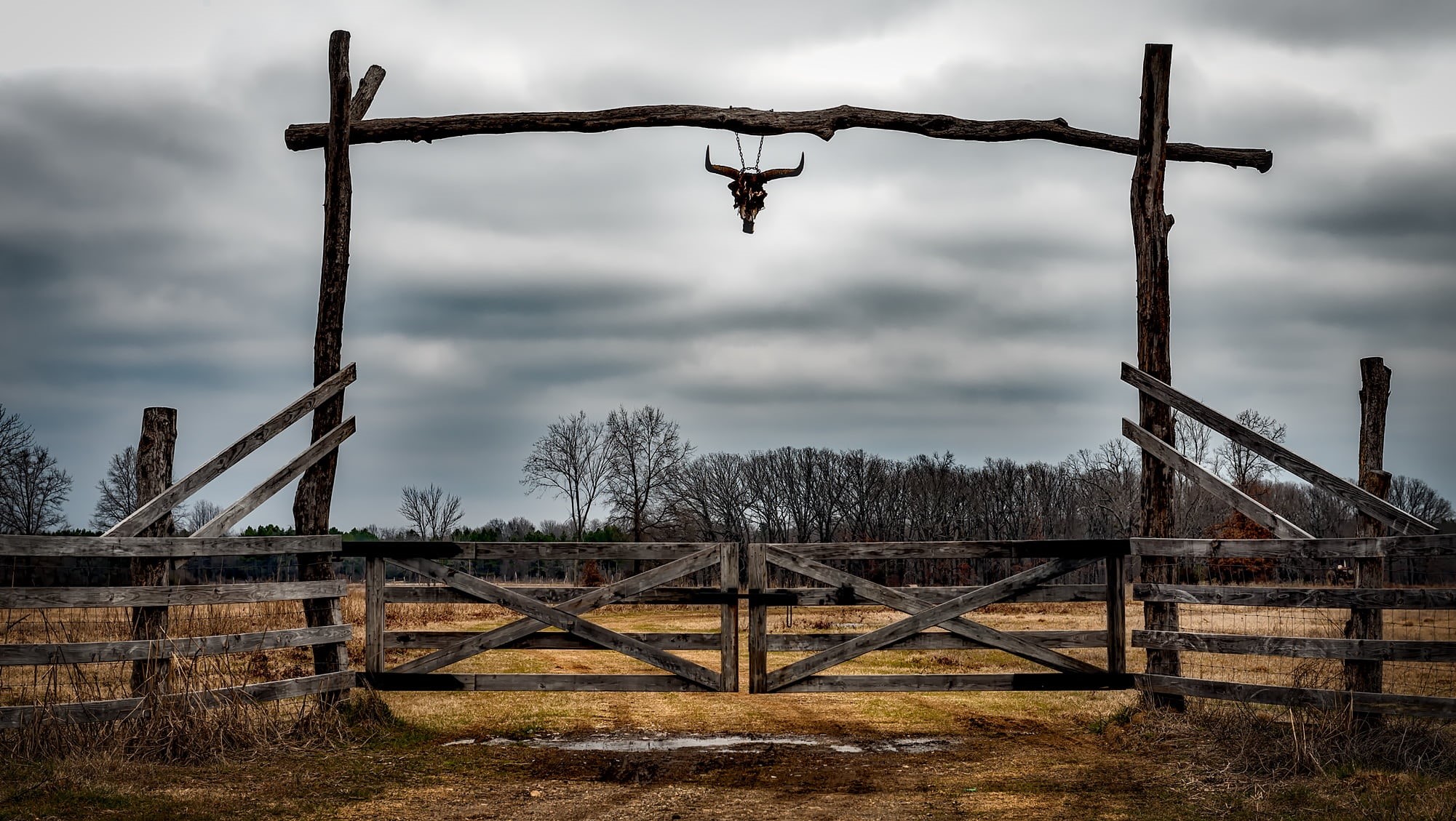 hdr, barrier, connection, protection, field, nature, no people, texas, architecture, gate, 1080P, meadow, day, wooden, landscape, boundary, cloud - sky, HD Wallpaper