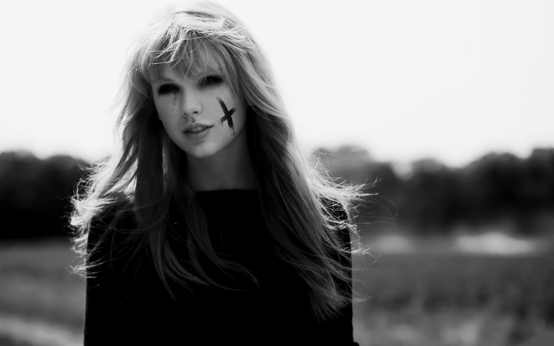 long hair, lifestyles, Taylor Swift, satanic, real people, swift, photo manipulation, contemplation, 1080P, Satan, one person, women, focus on foreground, HD Wallpaper