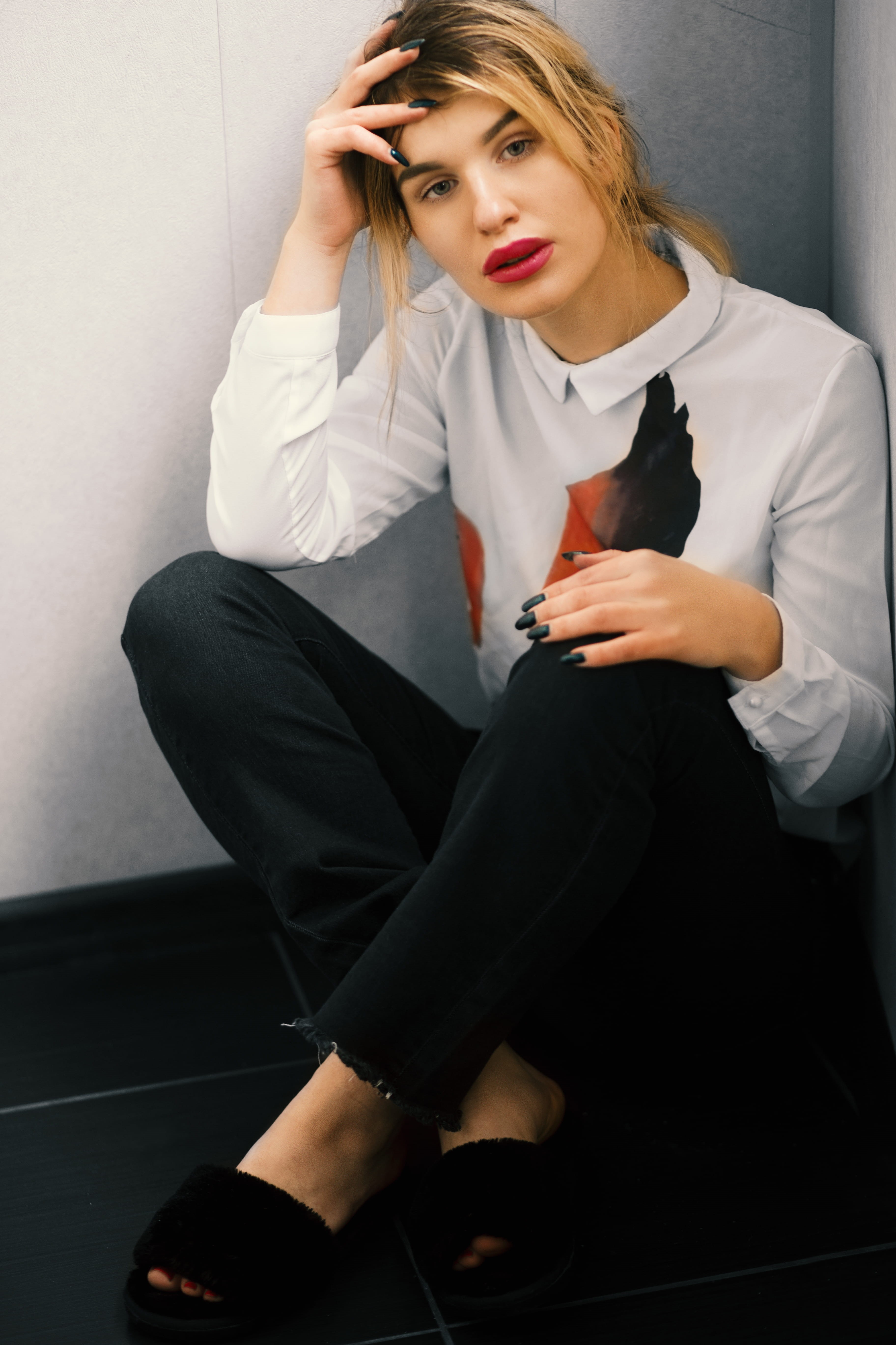 female, floor, fashion, dress, full length, sleeved, wear, sitting, hand, beautiful woman, wearing, face, beautiful, women, attractive, red lips, white shirt, Phone HD Wallpaper