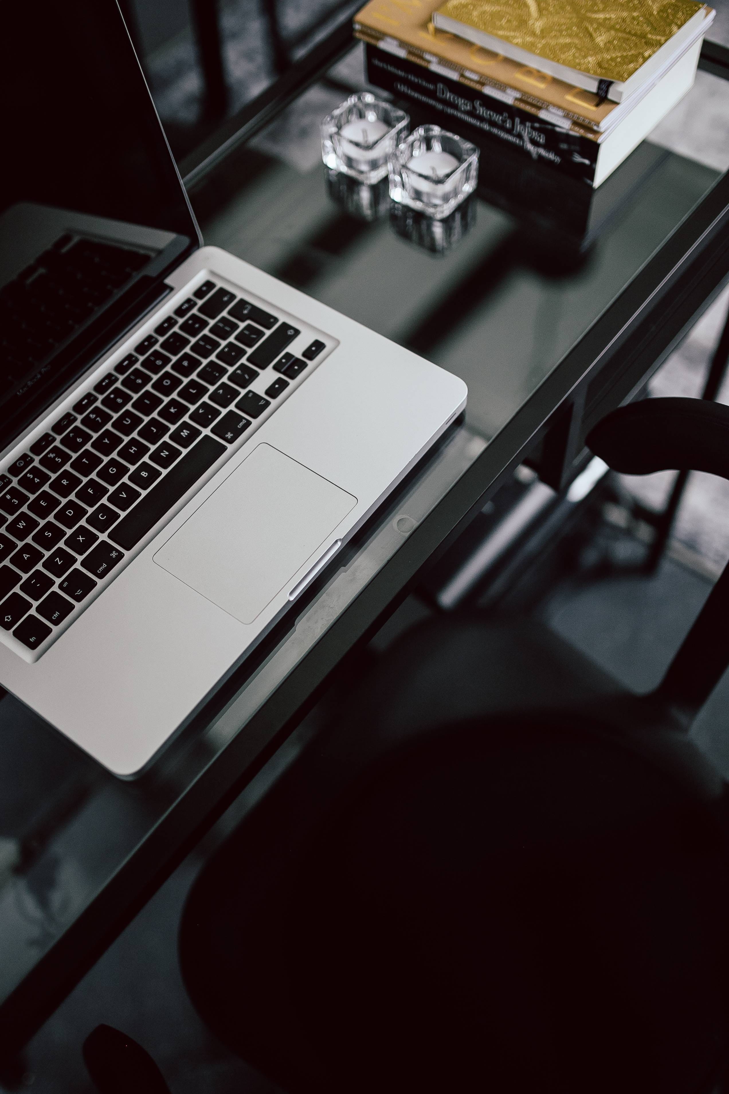 journal, furniture, indoors, technology, computer equipment, no People, selective focus, 2K, keyboard, table, close-up, office, desk, portable information device, Phone HD Wallpaper
