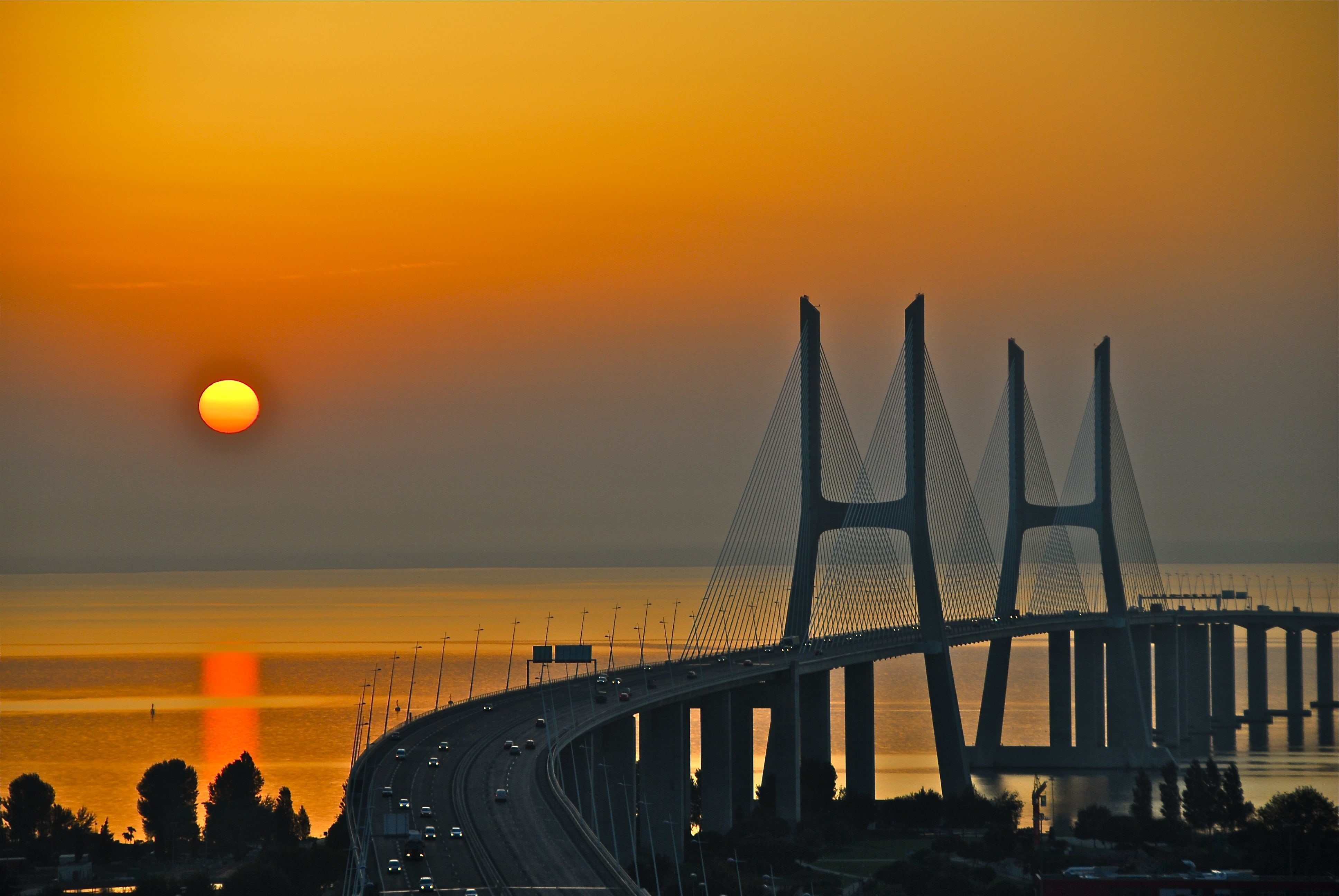 Portugal, IP ► 4, Sunrise, night, Óbidos, bridge, travel, architecture, concrete, famous Place, sunset, sea, cityscape, urban Skyline, orange, Todos, dusk, HD Wallpaper