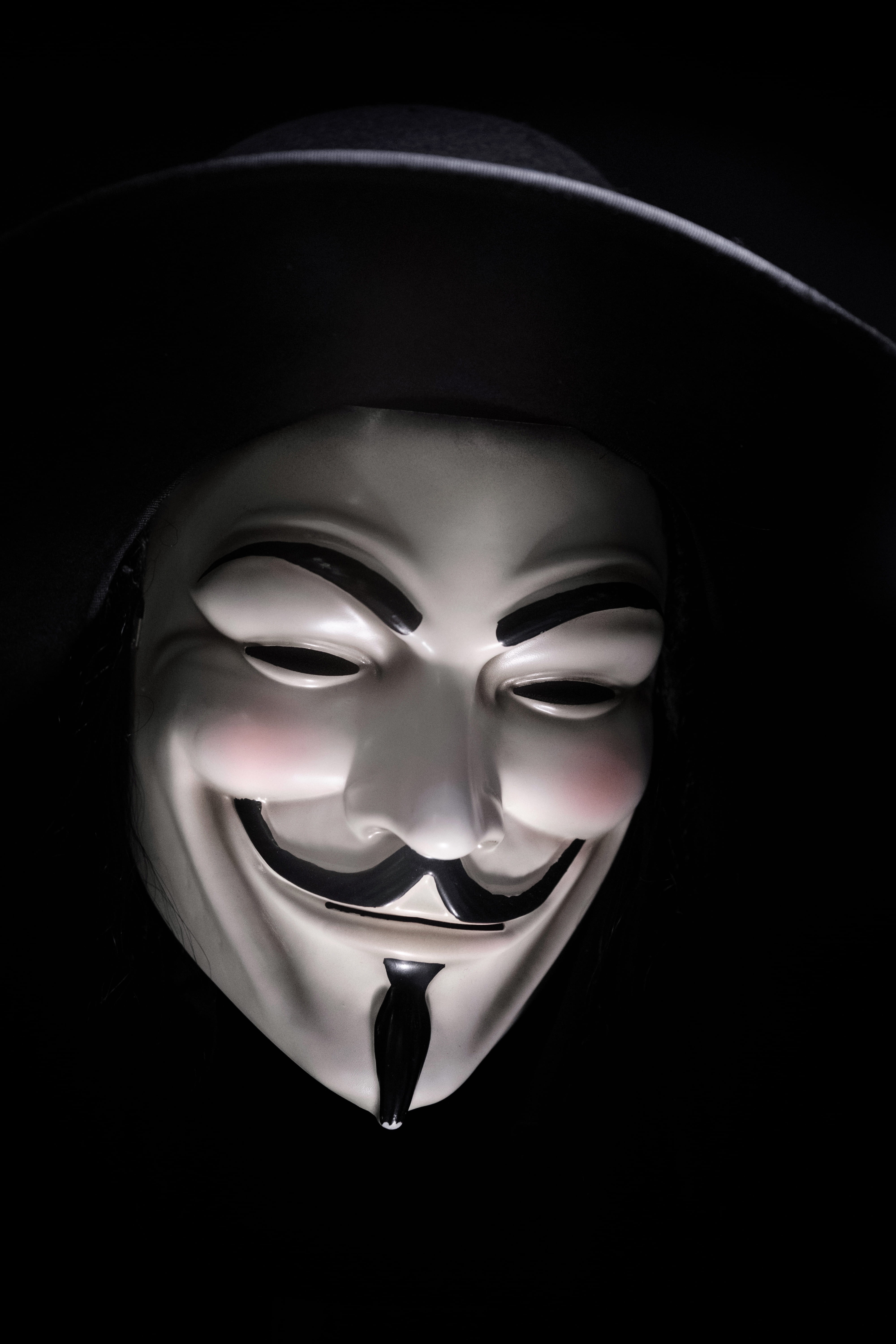 s, guy, single object, horror, studio shot, mystery, human representation, spooky, 5K, lock screen background, wearing, close-up, mask, fawkes, Phone HD Wallpaper
