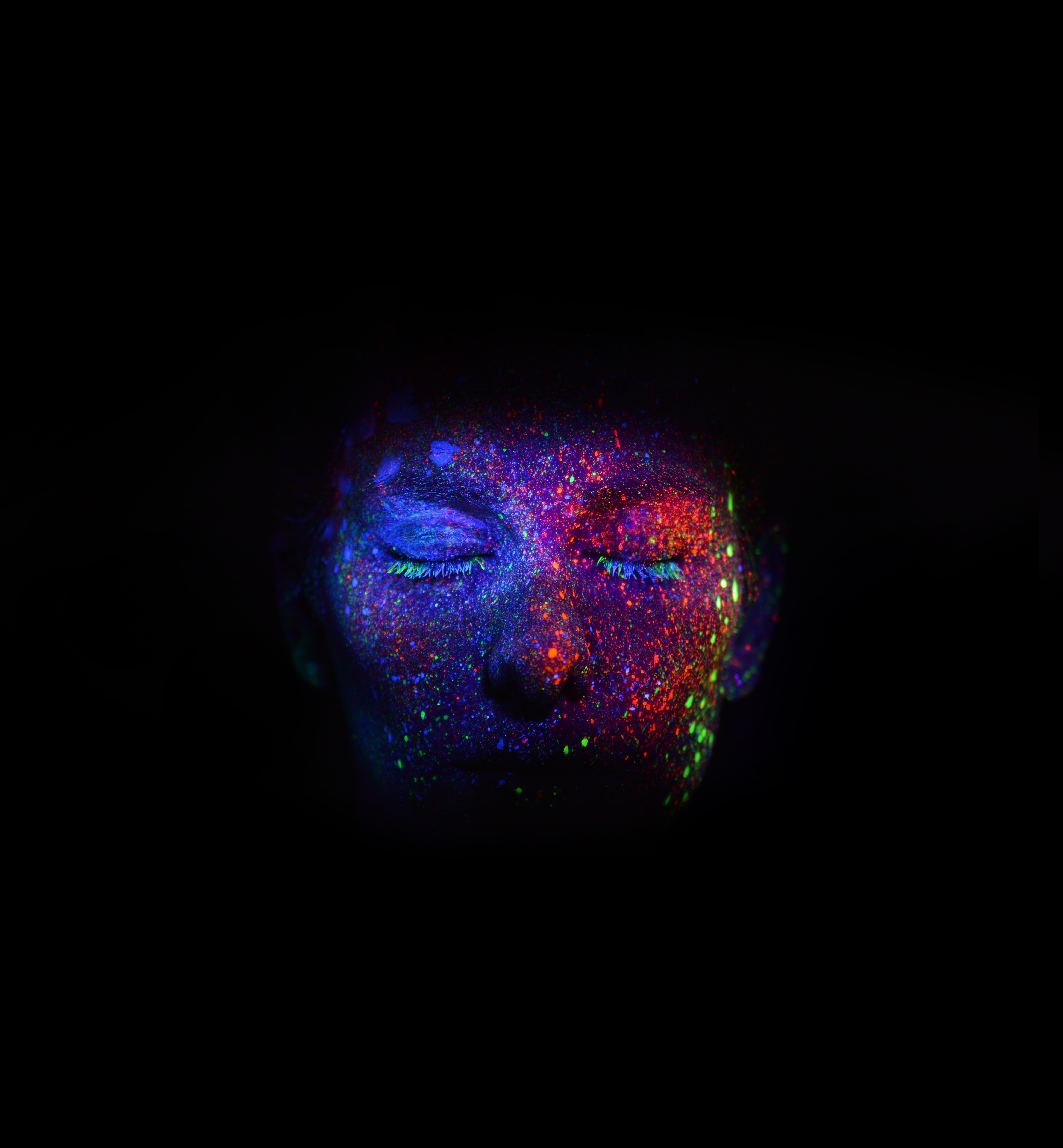 young adult, glitters, eyes closed, paint splatter, closed eye, art, black, creativity, s, studio shot, face paint, indoors, multi colored, women, glowing, Phone HD Wallpaper