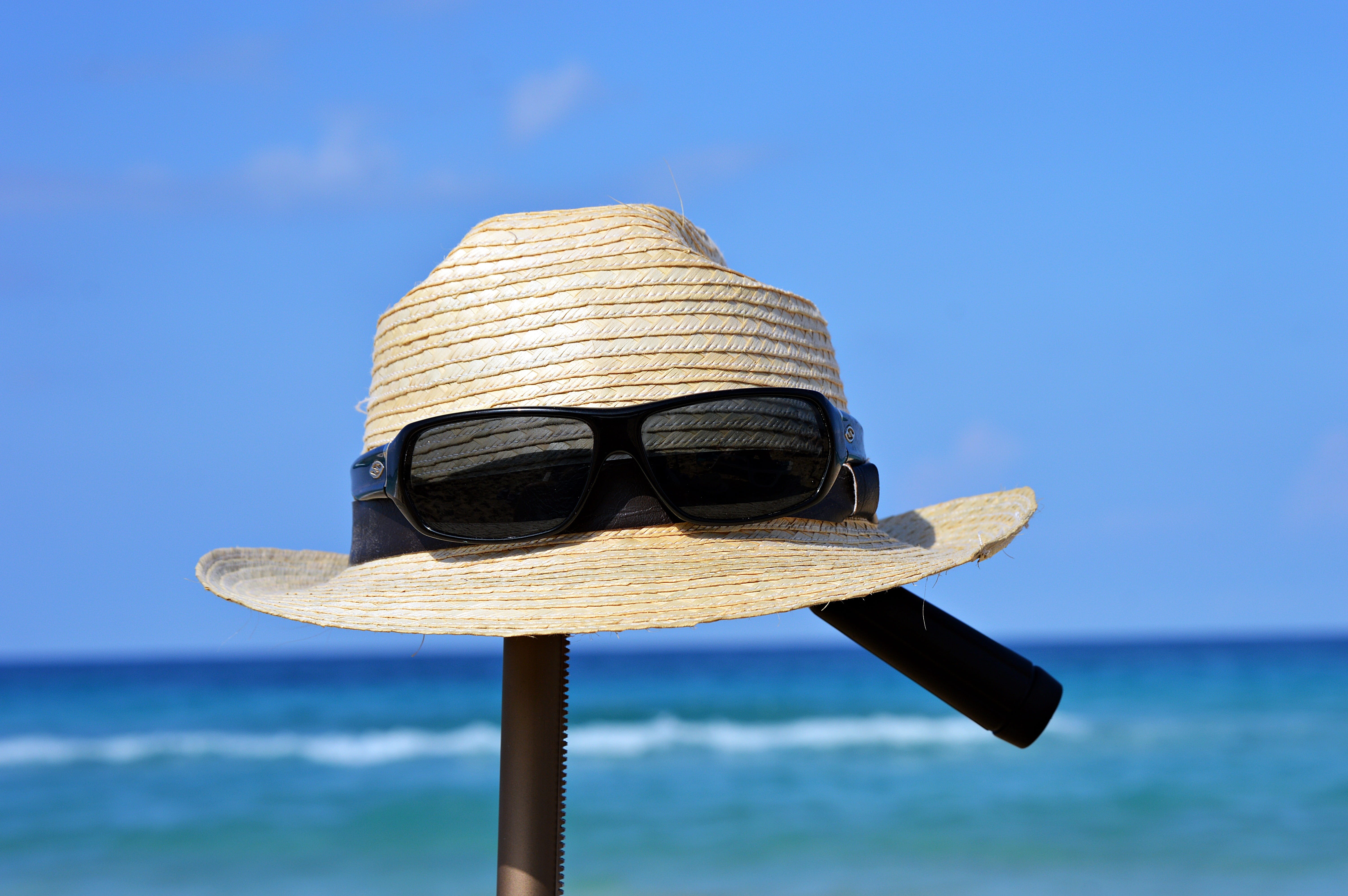 protection, focus on foreground, outdoors, blue, atlantic, beauty in nature, fashionable, water, sun, personal accessory, uv protection, no people, vacations, HD Wallpaper