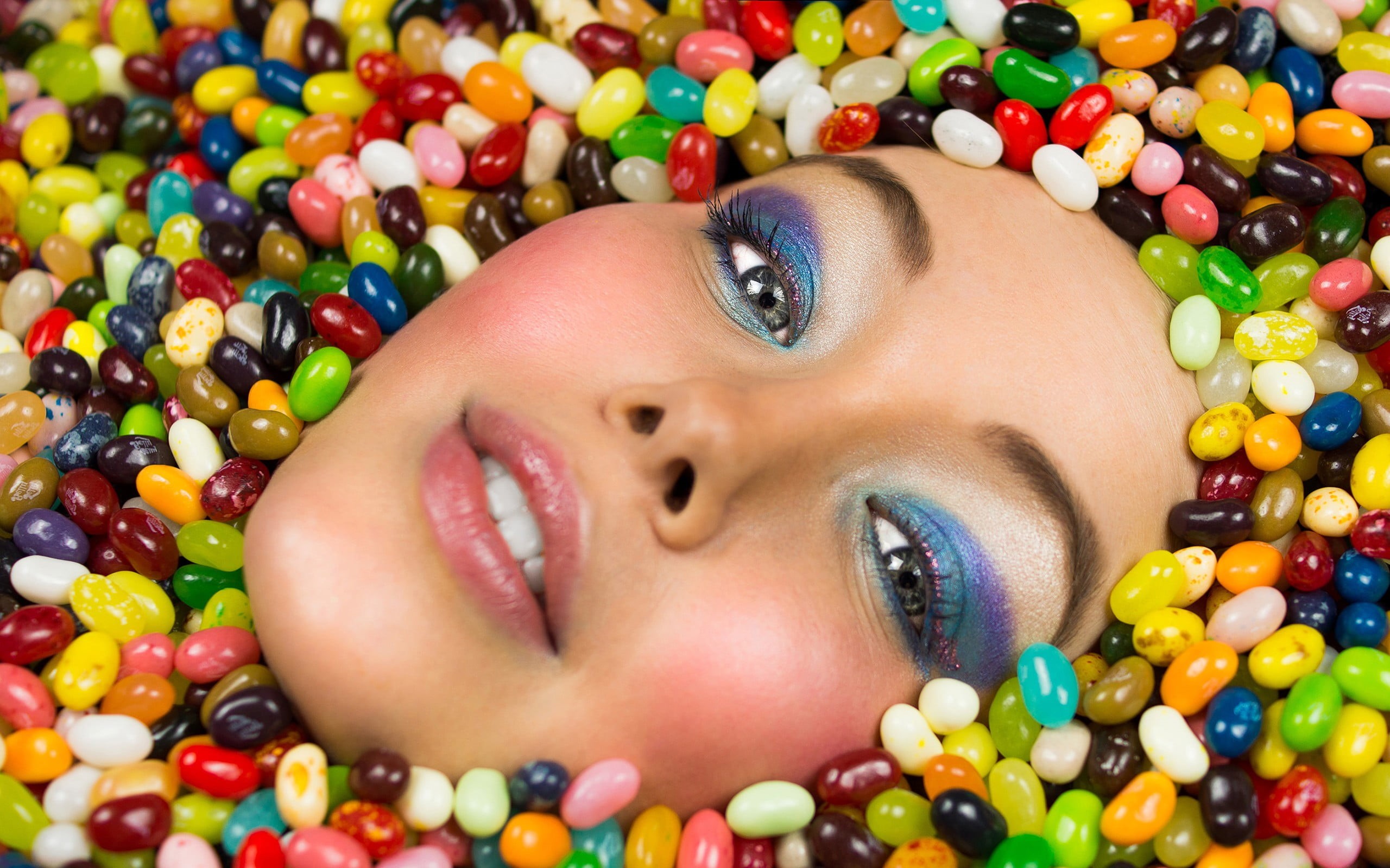 beautiful, young adult, 2K, sweets, makeup, multi Colored, human Face, red, cute, adult, fashion, assorted, close-up, human body part, colors, body part, HD Wallpaper