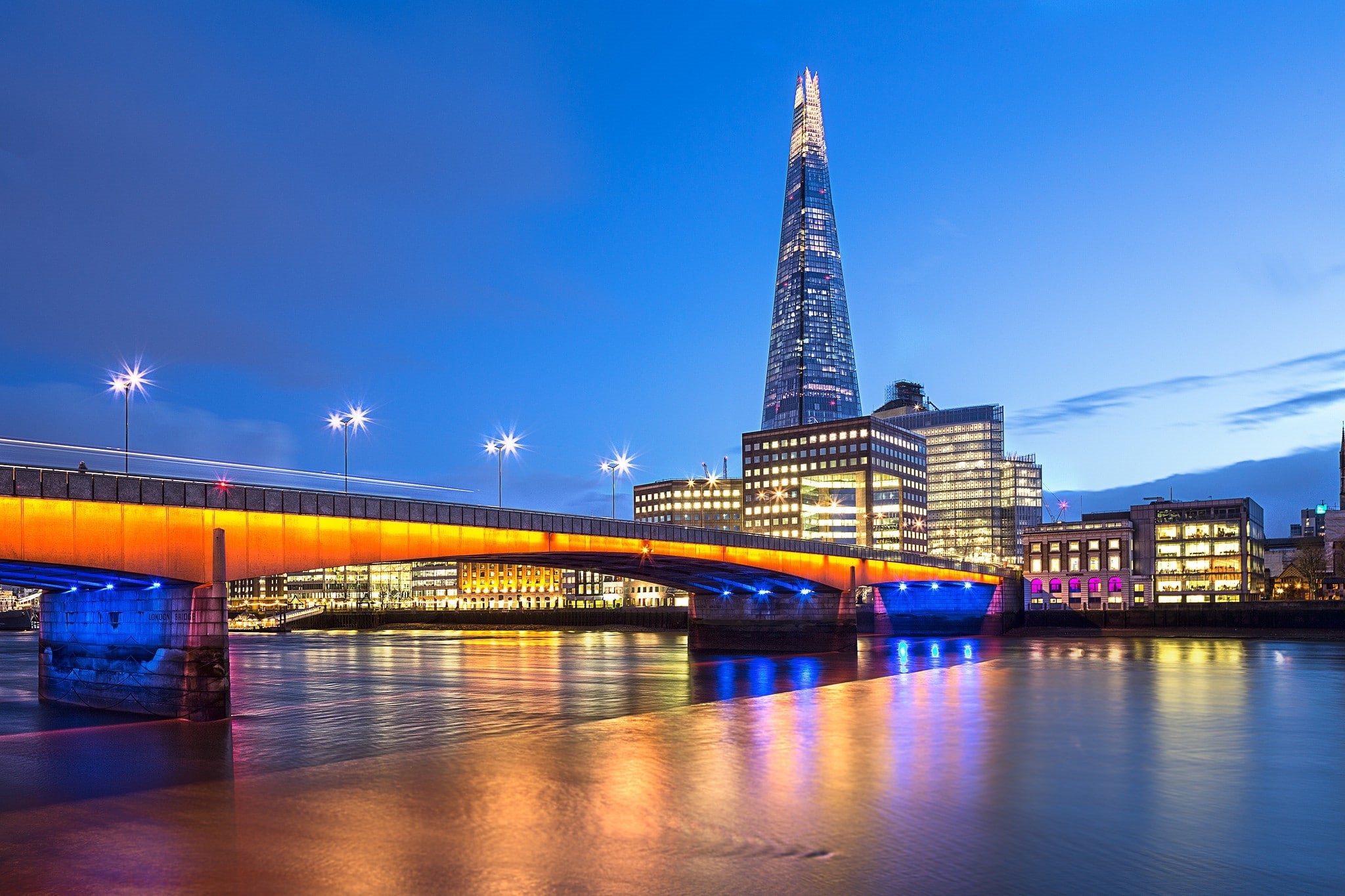 shutter, lighting, England, lights, Thames, lamps, Southwark Bridge, building, bridge, picture, United Kingdom, 1080P, the capital city, skyscraper, London, HD Wallpaper