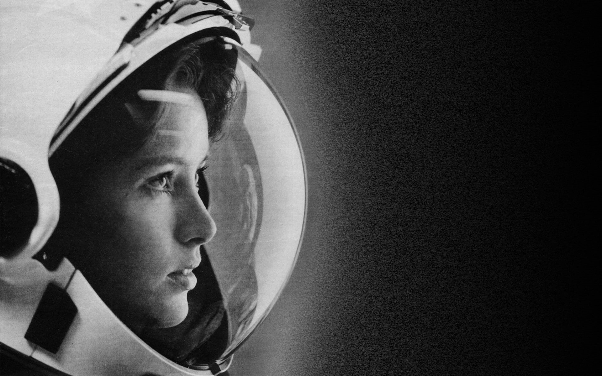 1080P, astronaut, women, monochrome, Anna Lee Fisher, spacesuit, HD Wallpaper