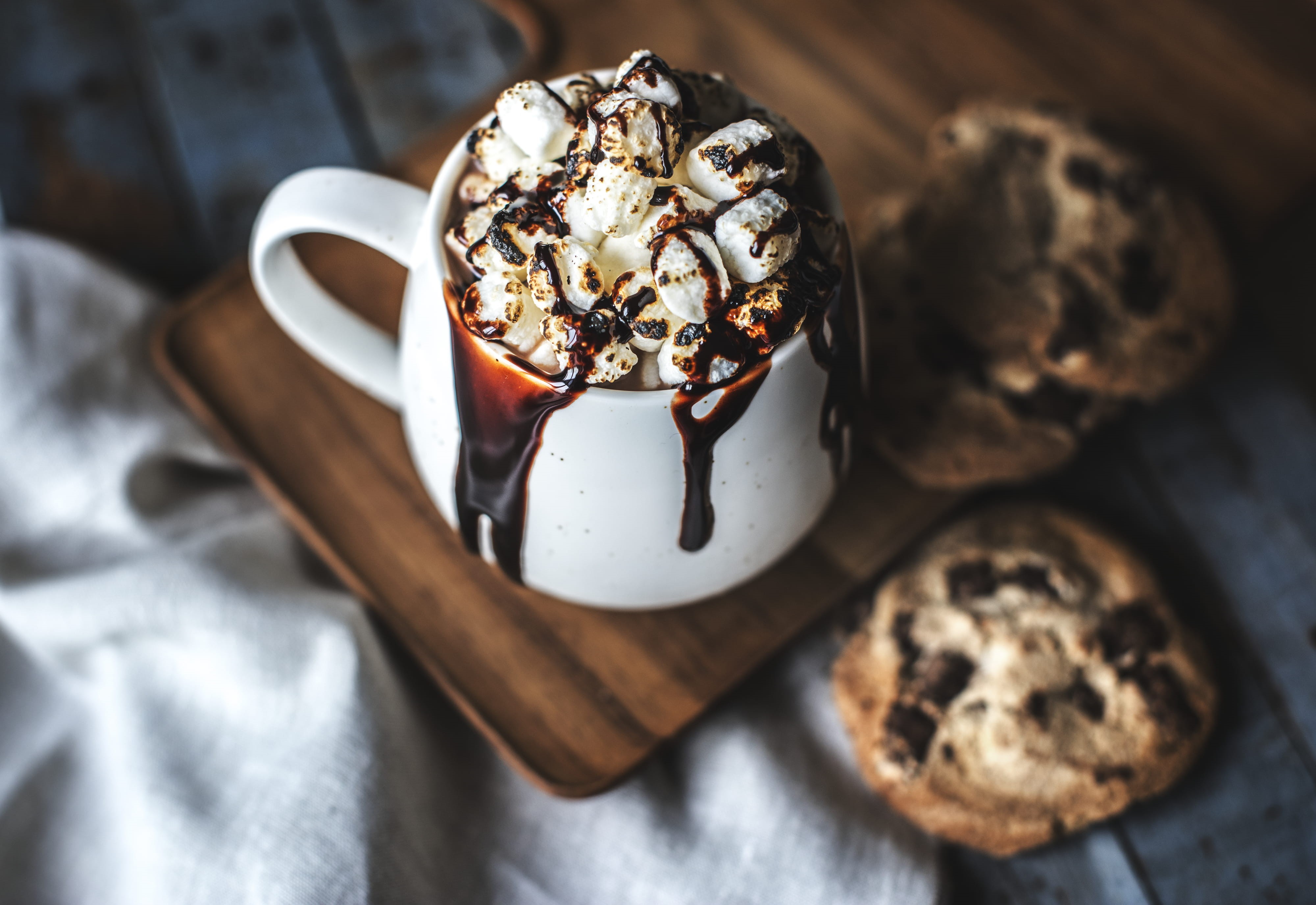 chocolate syrup, food, kitchen utensil, wellbeing, cup, table, still life, holiday, no people, biscuit, mug, closeup, drink, epicure, crockery, HD Wallpaper