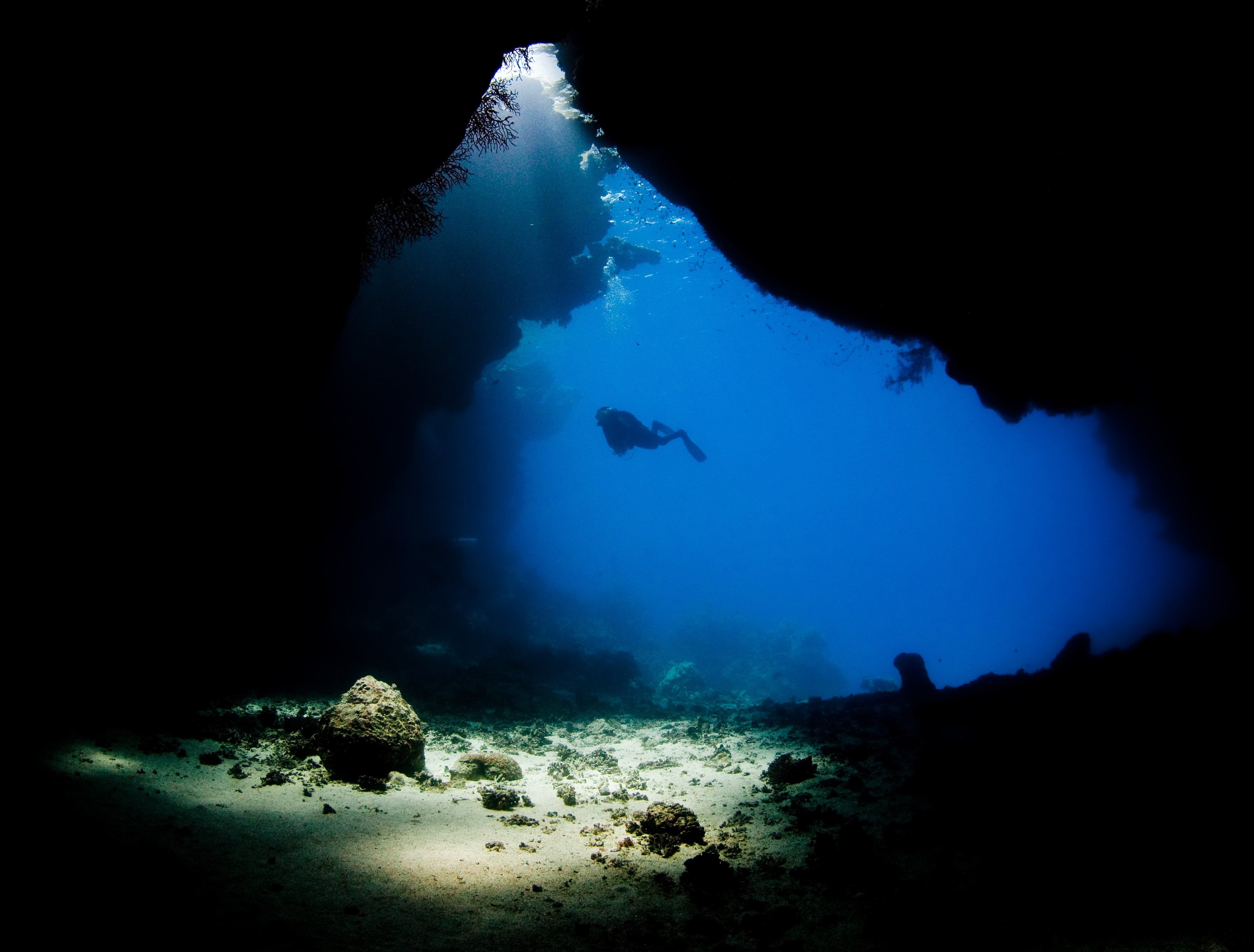 sea, underwater, ocean, scuba, diving, 2K, diver, cave, HD Wallpaper