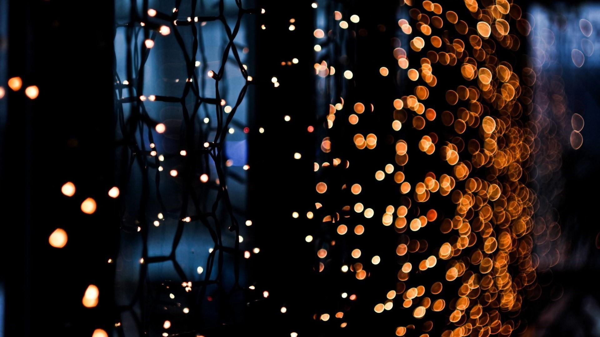 glowing, christmas lights, selective focus, focus on foreground, electricity, abundance, dark, no people, midnight, 1080P, lighting equipment, lighting, HD Wallpaper