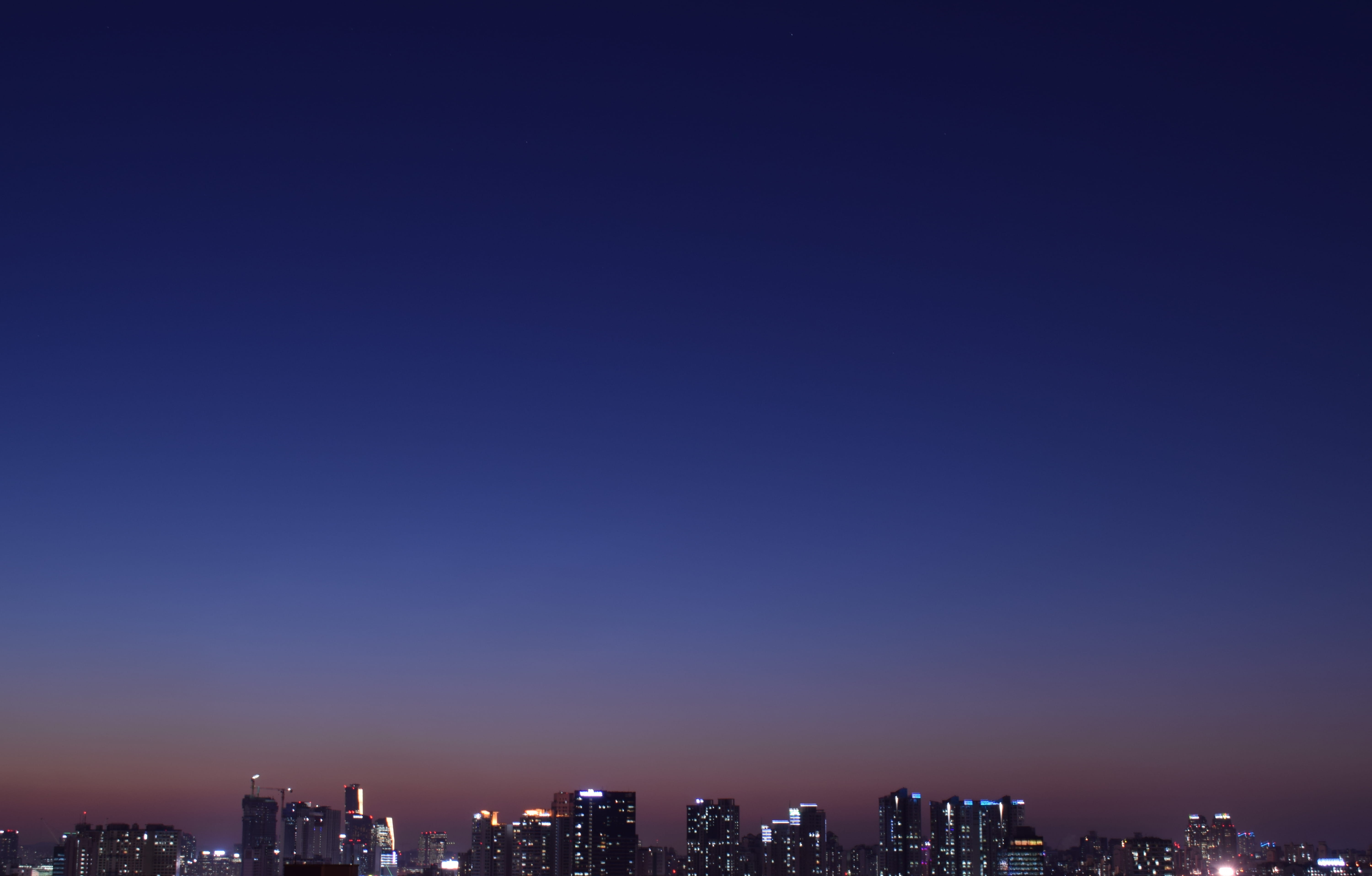5K, cityscape, sky, built structure, night, itaewon-dong, architecture, skyline, city, outdoors, landscape, office building exterior, financial district, HD Wallpaper