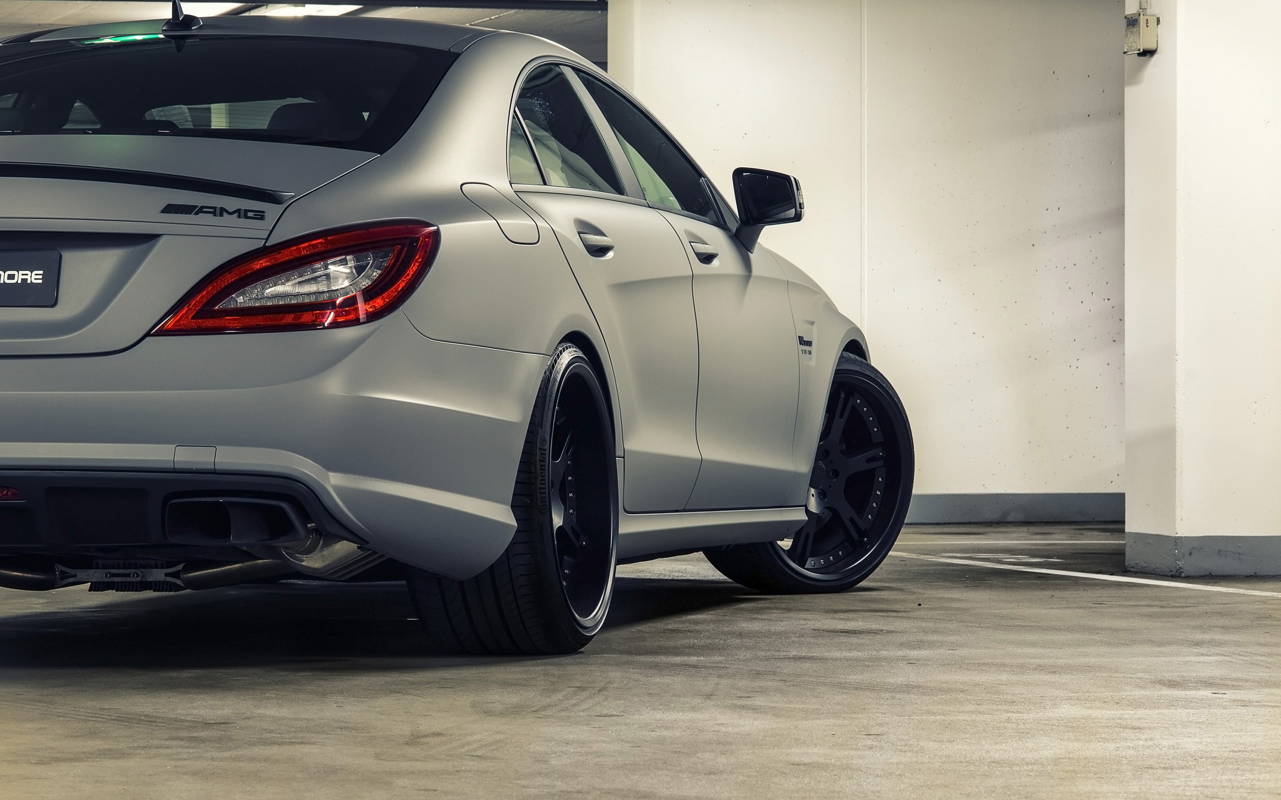 benz, day, wheel, modern, no people, motor vehicle, amg, showroom, parking garage, retail, indoors, stationary, parking lot, garage, sports car, travel, HD Wallpaper