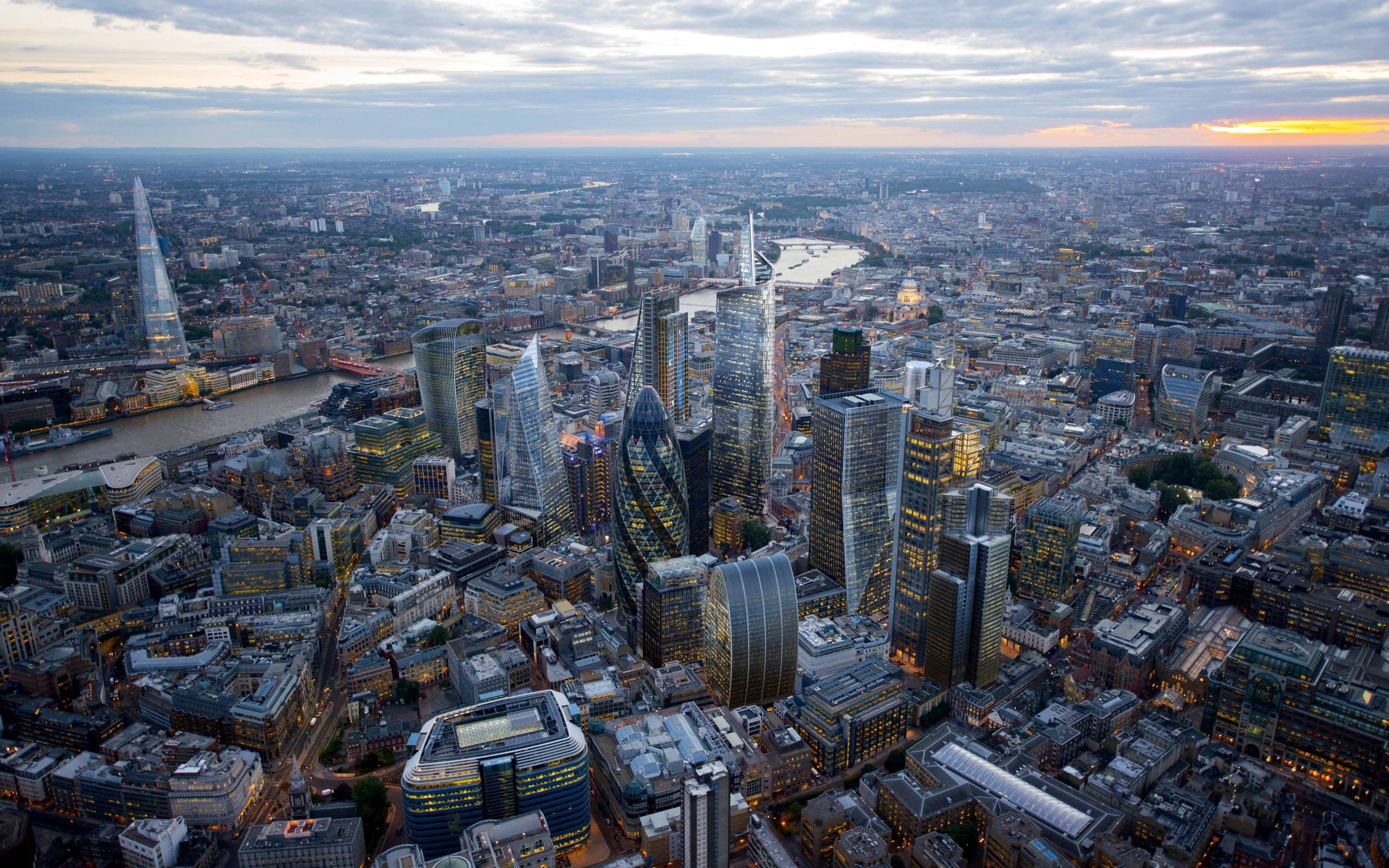 residential district, sky, modern, built structure, building, England, high angle view, cityscape, skyscraper, aerial view, high, city, London, outdoors, HD Wallpaper