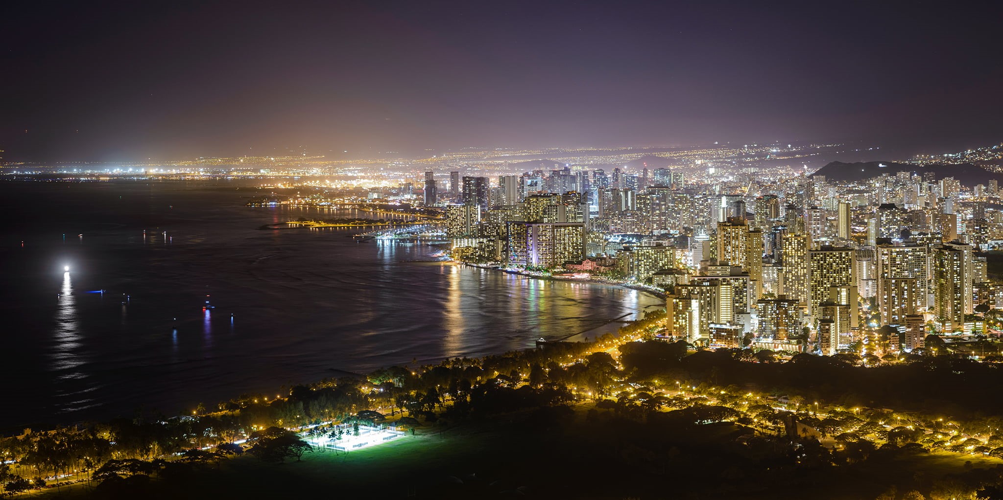 Oahu, china - East Asia, hawaii, night, architecture, Cityscape, night time, urban Skyline, business, Diamond Head, Skyline, skyscraper, D600, sea, photo, HD Wallpaper