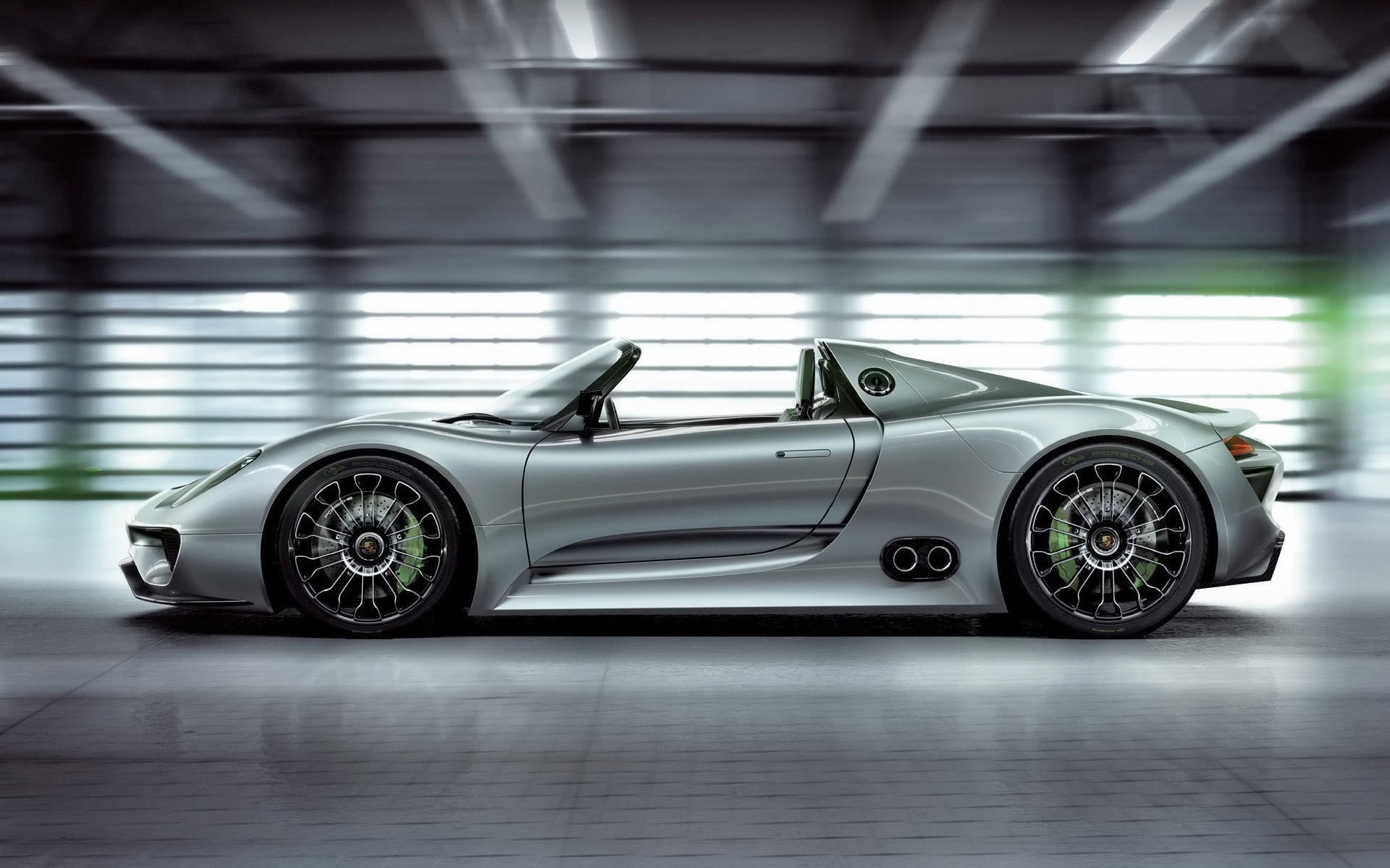 wealth, speed, 1080P, day, silver colored, model, die, elegance, flooring, no people, gray, luxury, garage, transportation, land vehicle, Porsche 918 Spyder, HD Wallpaper