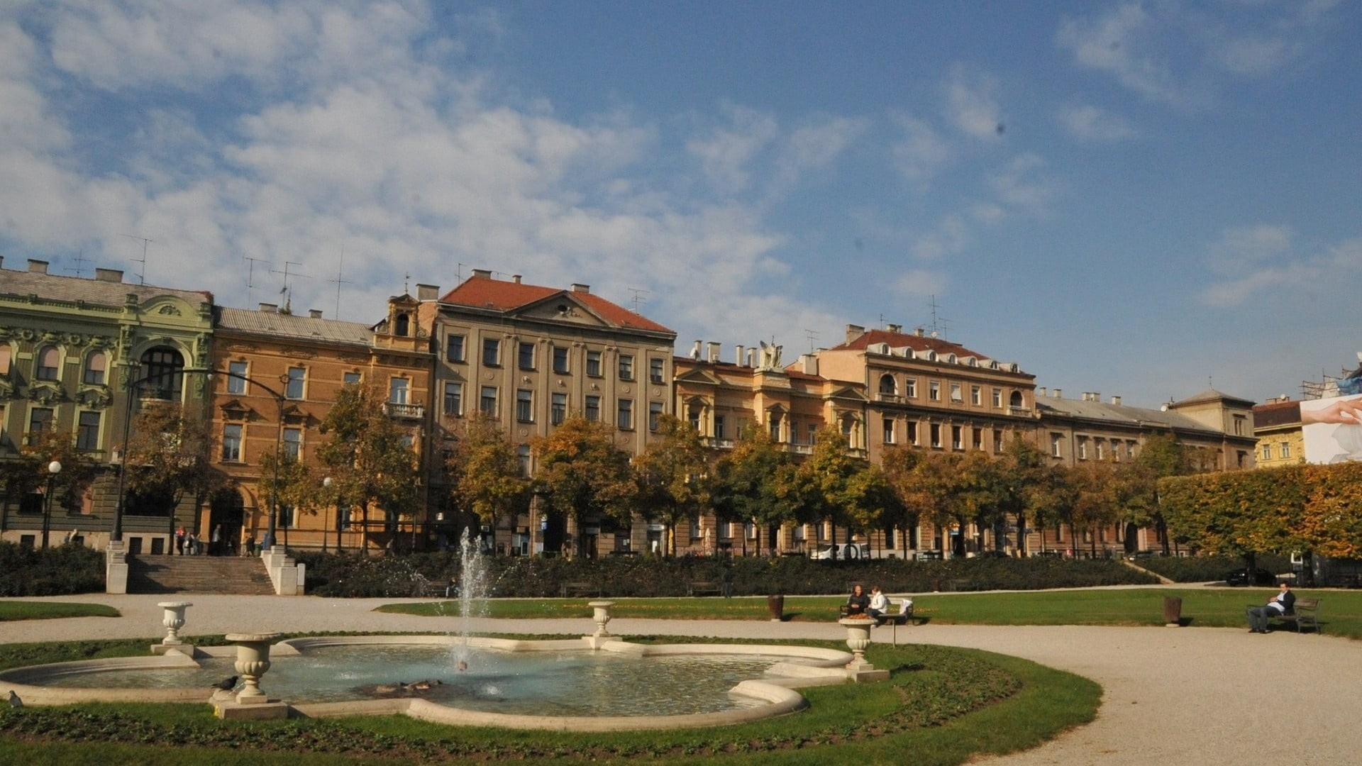 1080P, nature, cityscape, history, travel, cloud - sky, incidental people, concrete, park, europe, city, grey, monument, summer, grass, residential district, HD Wallpaper