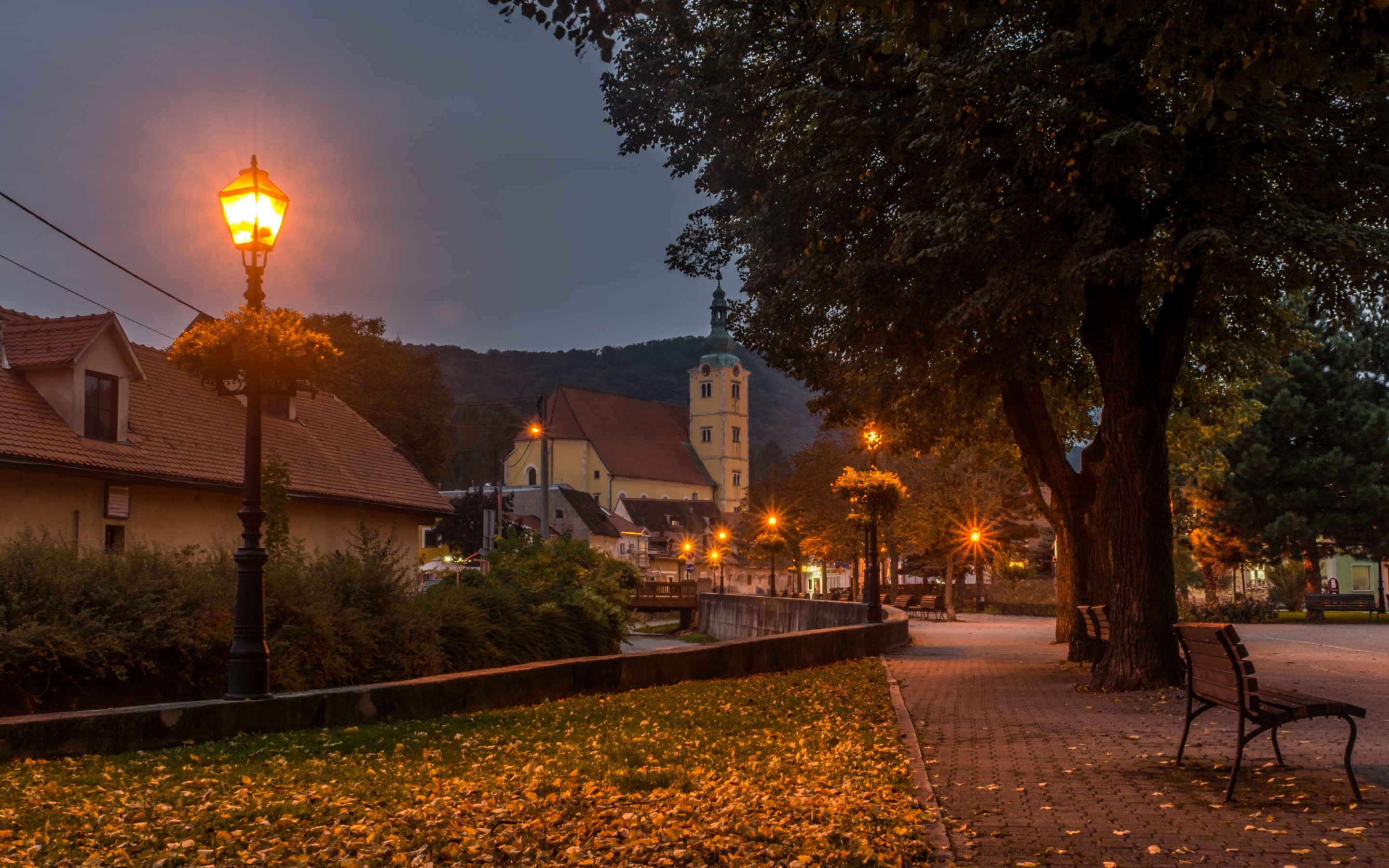 x, 2K, flowers, px, fall, Street Light, leaves, EVENING, Trees, fallen, house, bridge, river, lamp, Church, hd, Zagreb, fallen leaves, bench, croatia, HD Wallpaper