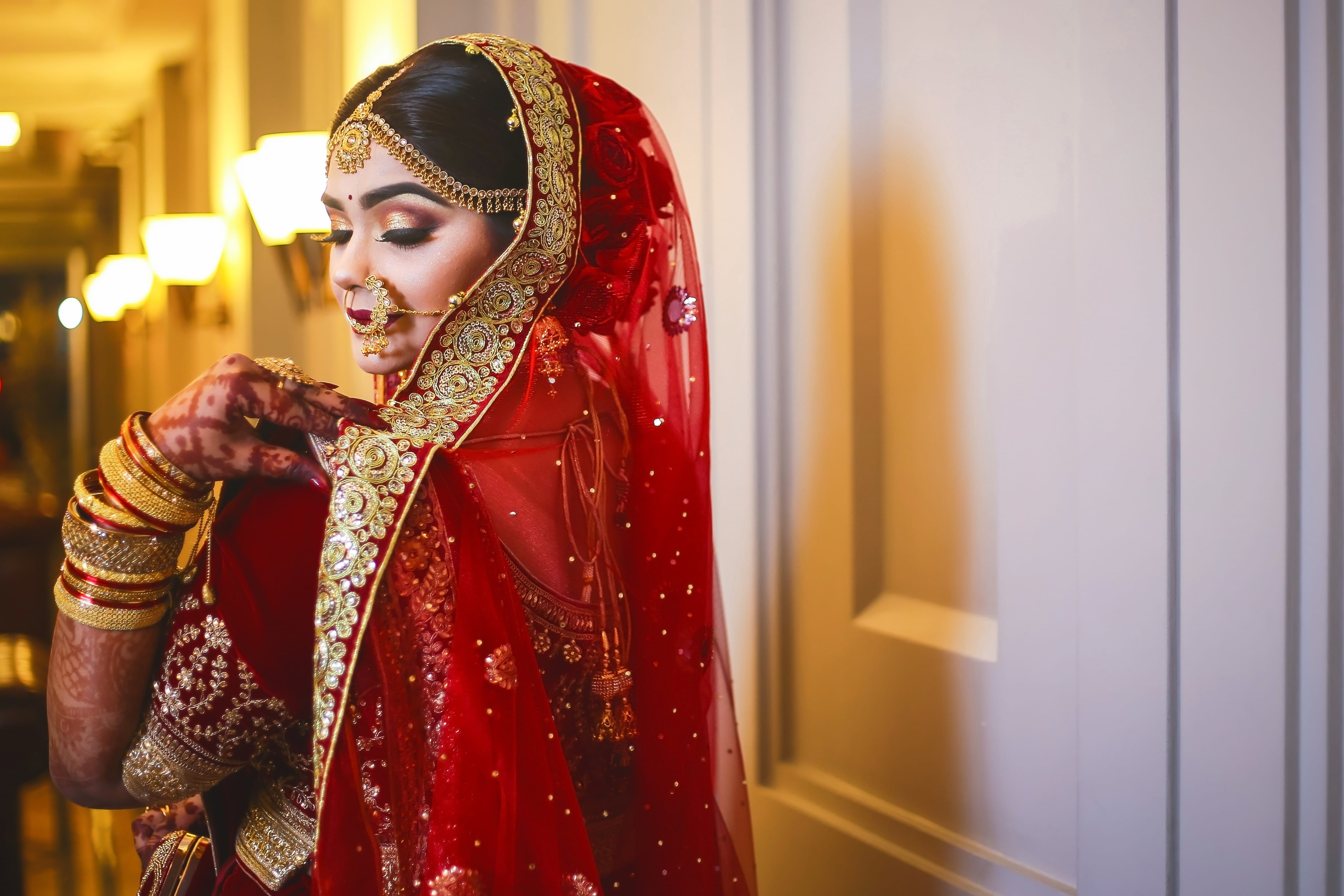 woman, floral, glamour, beautiful, photographer, marriage, newlywed, scarf, dress, style, pose, beauty, person, wear, photoshoot, door, adult, wedding, HD Wallpaper