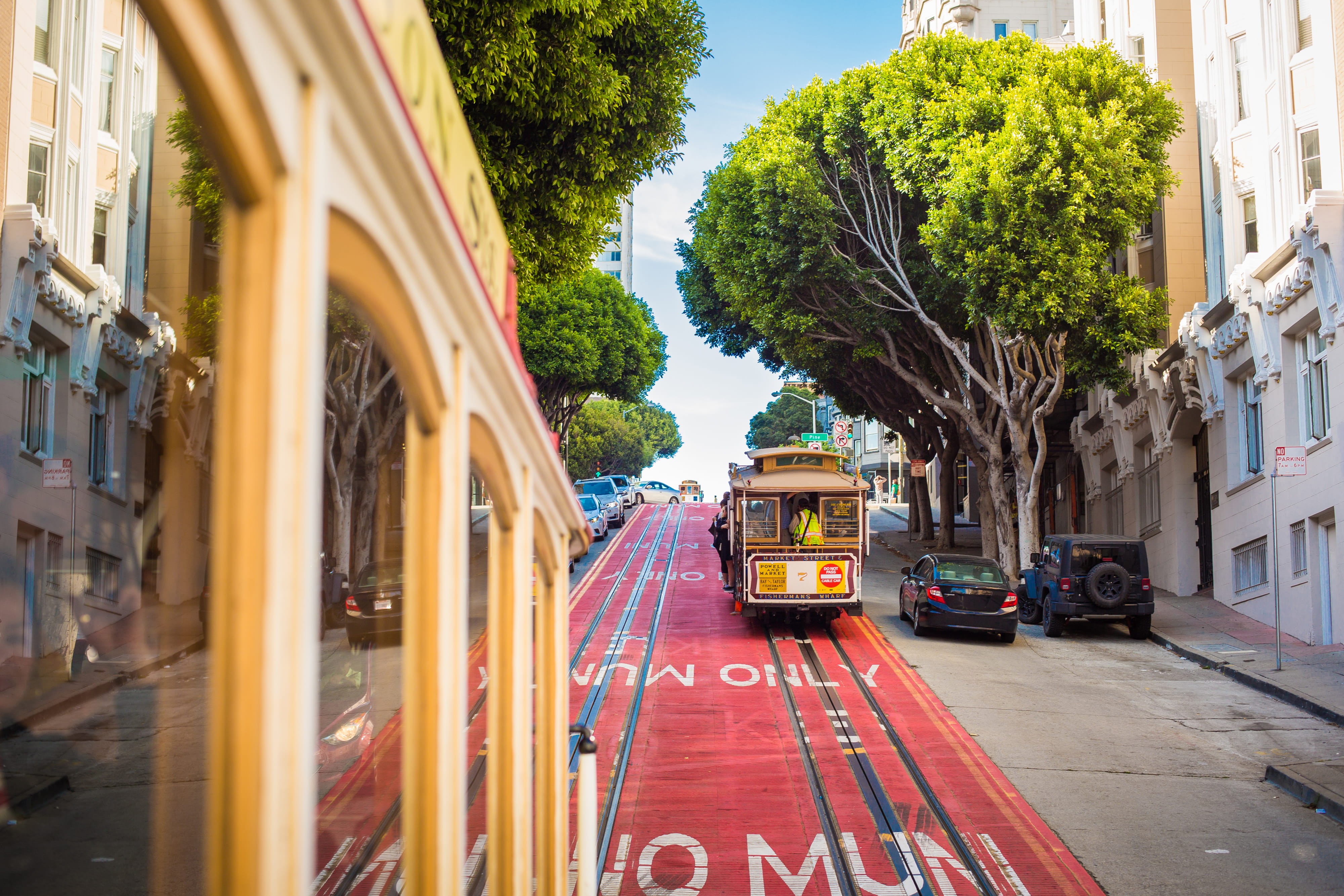 cityscape, streets, traditional, traveling, day, built Structure, top, icons, city, street, tourists, travel Destinations, Cable Cars in San Francisco, HD Wallpaper