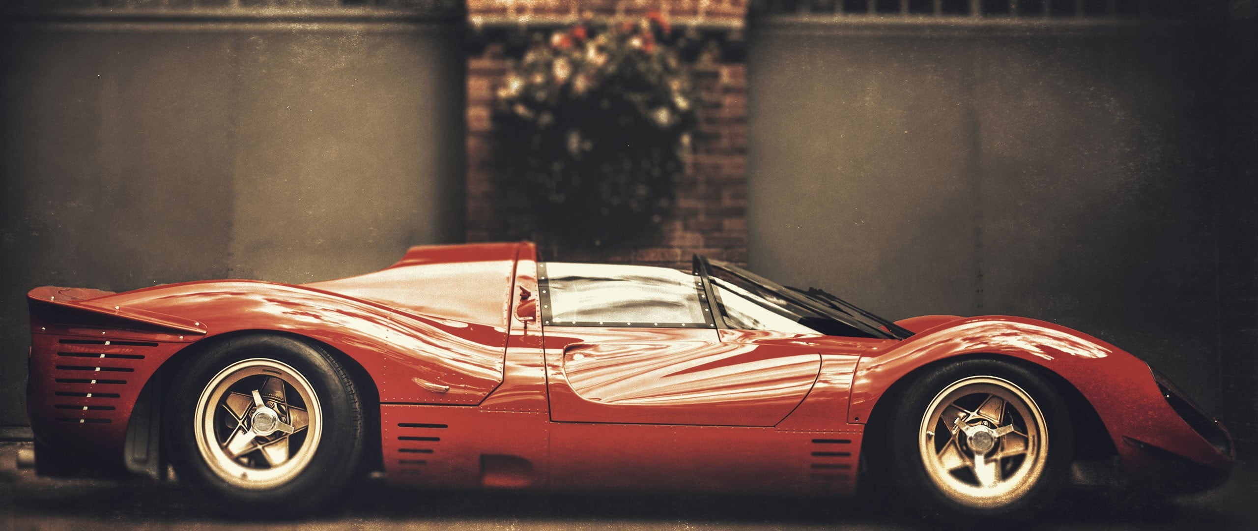 nostalgia, outdoors, Ferrari, history, day, the past, Vintage car, motor vehicle, 2K, wheel, speed, retro styled, transportation, city, red, car, architecture, HD Wallpaper
