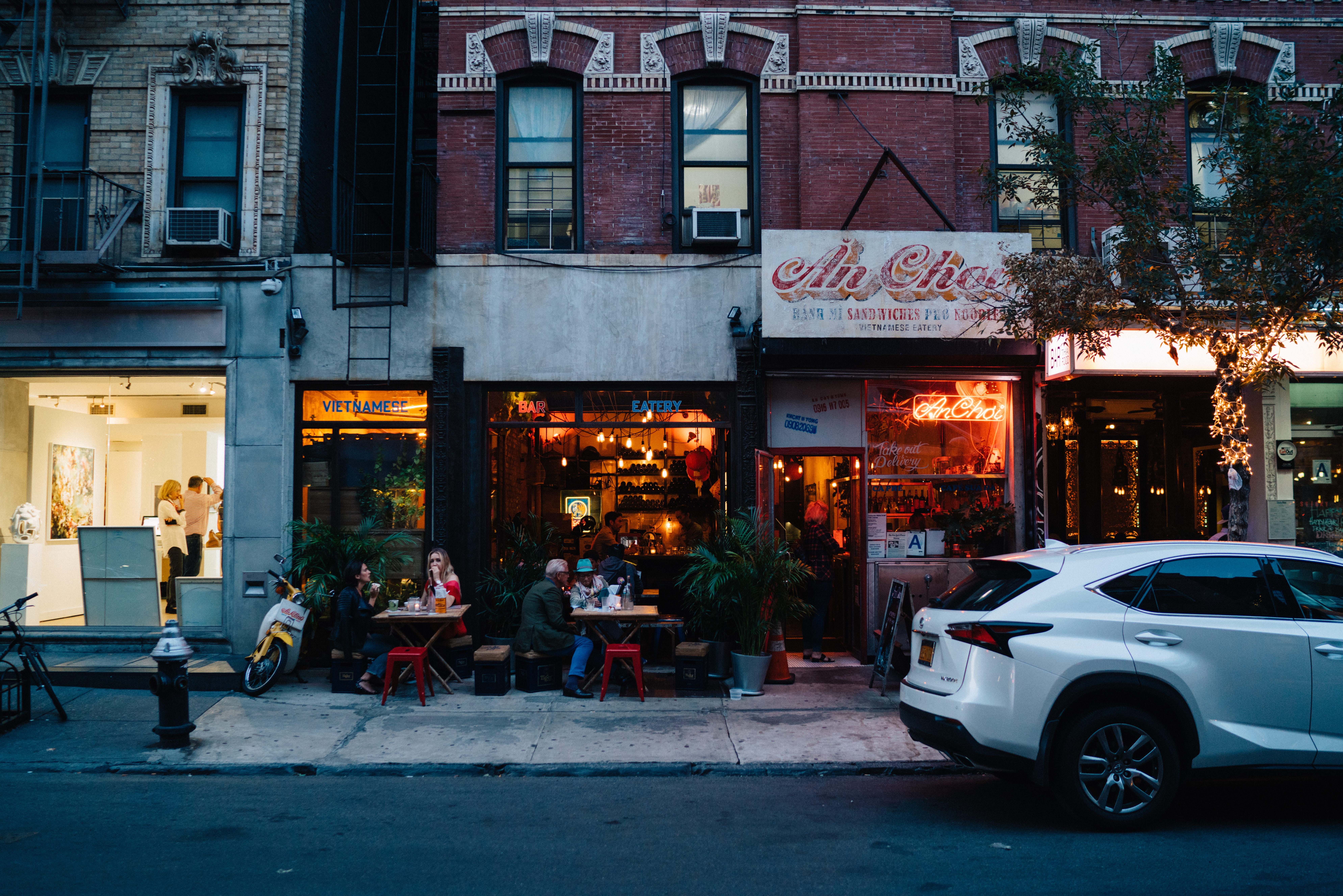 outdoors, new york, architecture, city life, street, communication, transportation, motor vehicle, land vehicle, united states, city, pho, building, building exterior, HD Wallpaper