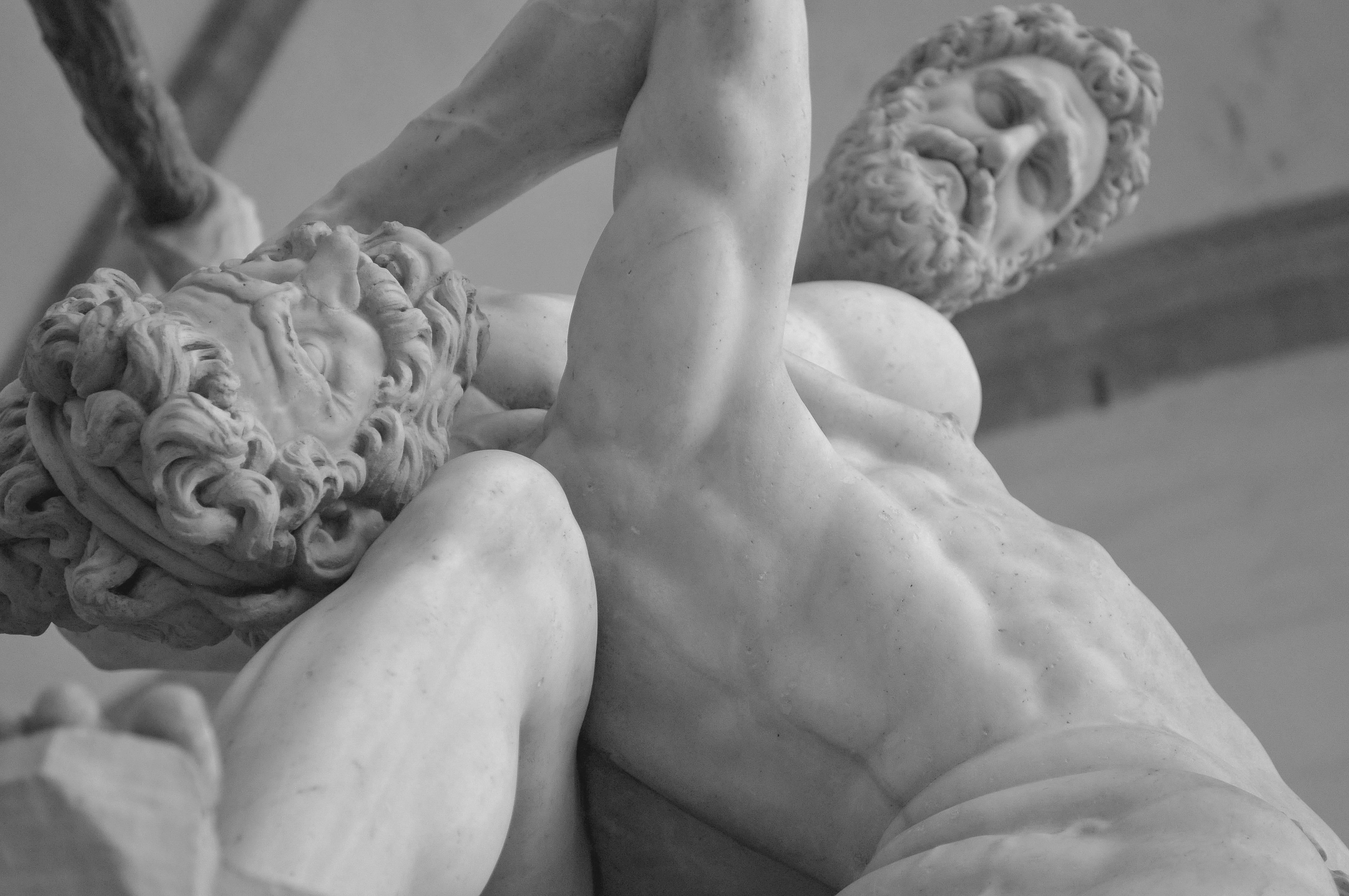 fighting, close-up, art and craft, indoors, human hand, roman, body part, religion, lap, man, ancient, statue, female likeness, human representation, craft, HD Wallpaper