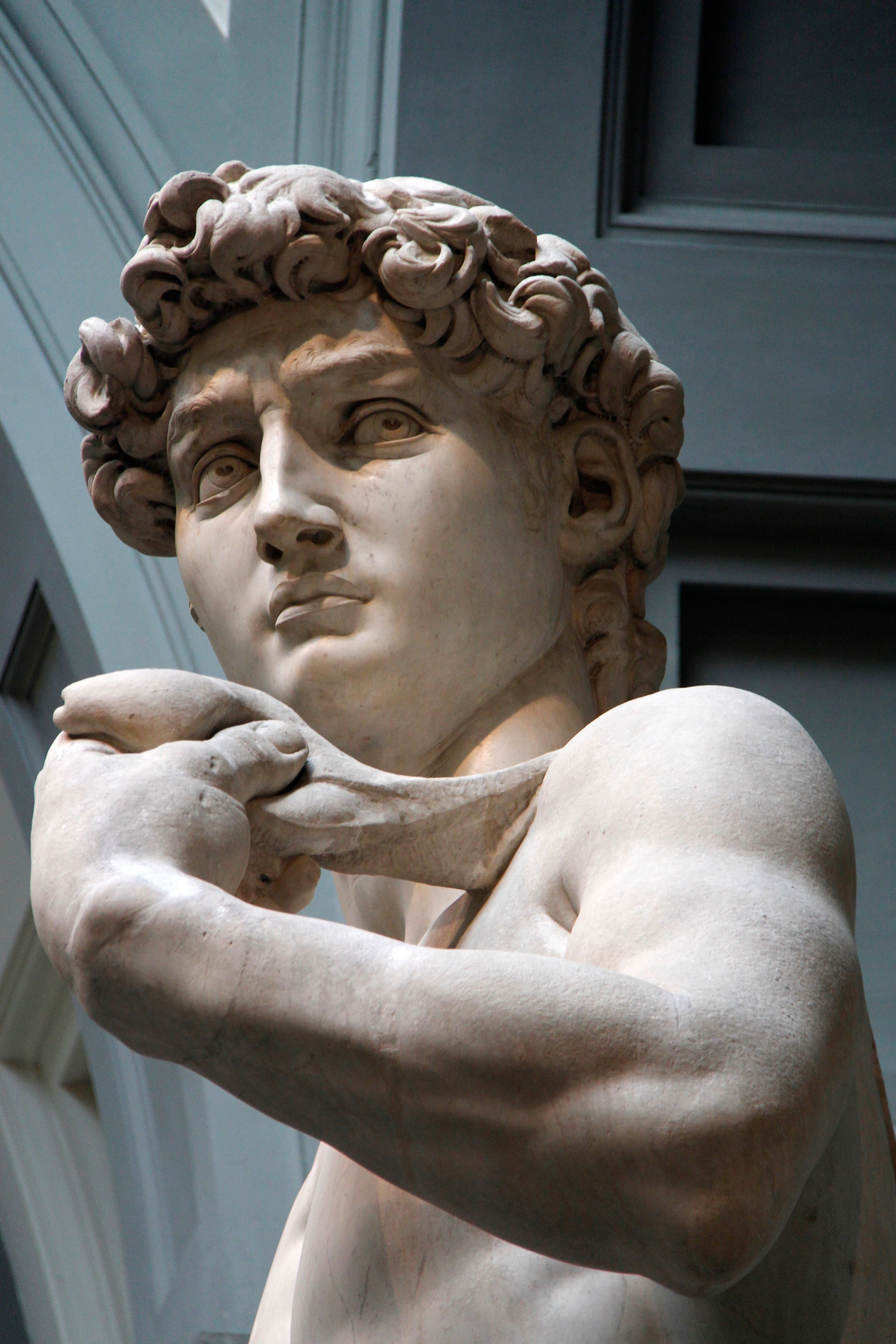 masterpiece, day, sculpture, muscular, monument, fine art statue, 5K, low angle view, tourism, the past, close-up, creativity, concrete, body, male, italy, Phone HD Wallpaper