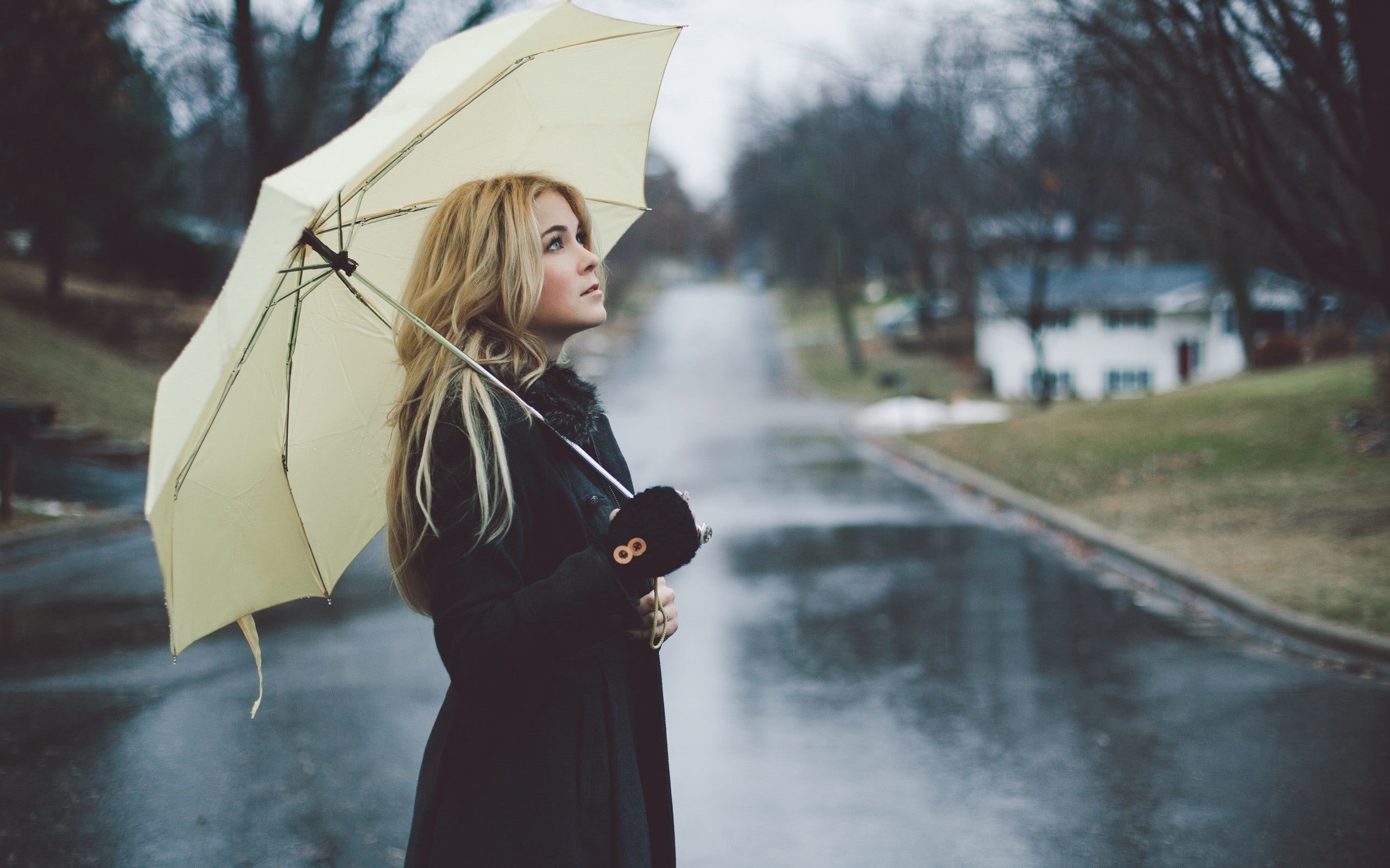 urban Scene, portrait, beauty, day, outdoors, girl, raincoat, raindrop, happiness, s, fashion, coat, autumn, beautiful, umbrella, young Women, young Adult, HD Wallpaper
