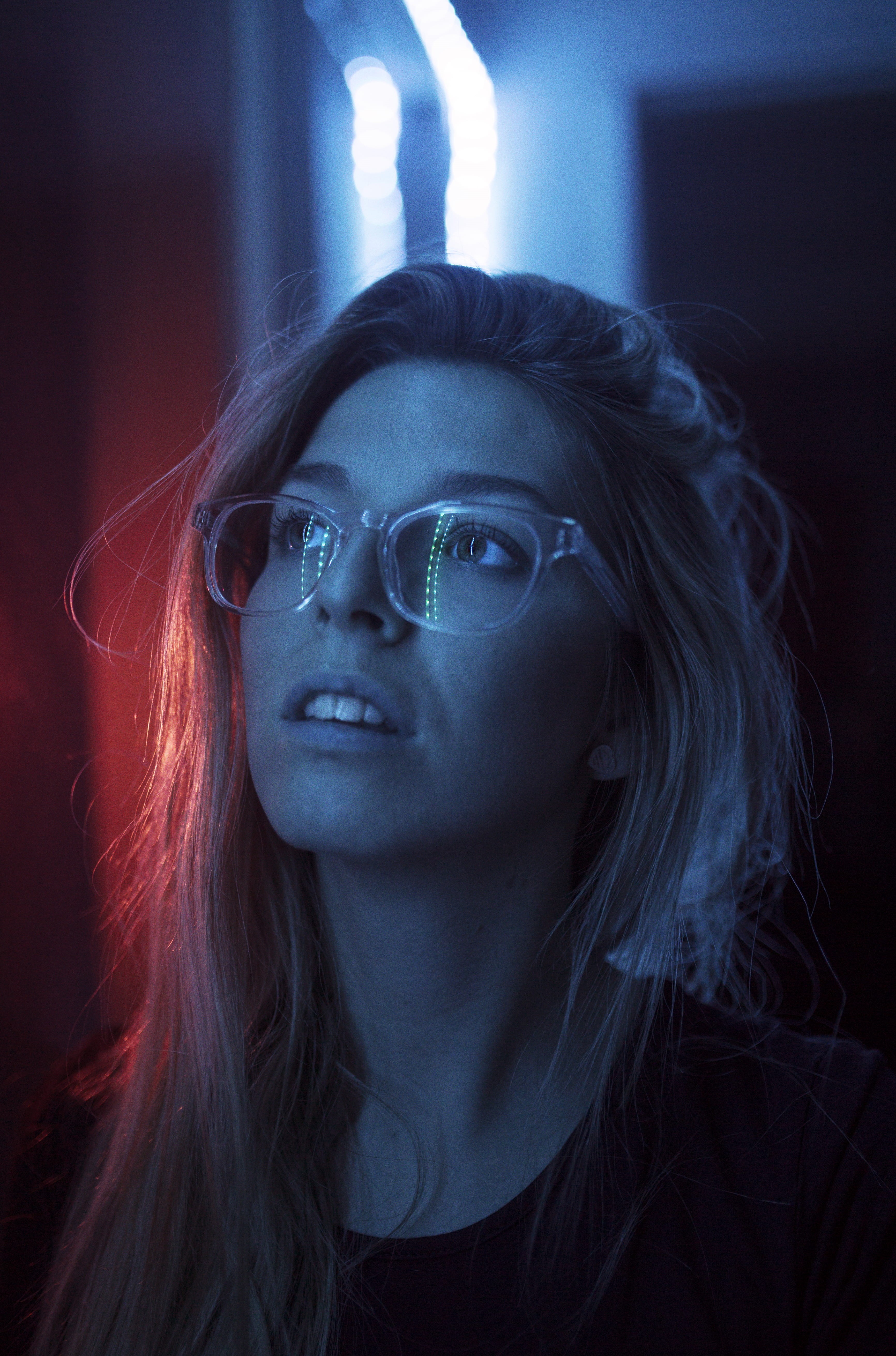 teenager, glass, women, girl, hairstyle, black, neon light, portrait, glasses, contrasting colour, canon, standing, indie, neon, lifestyles, selective, Phone HD Wallpaper