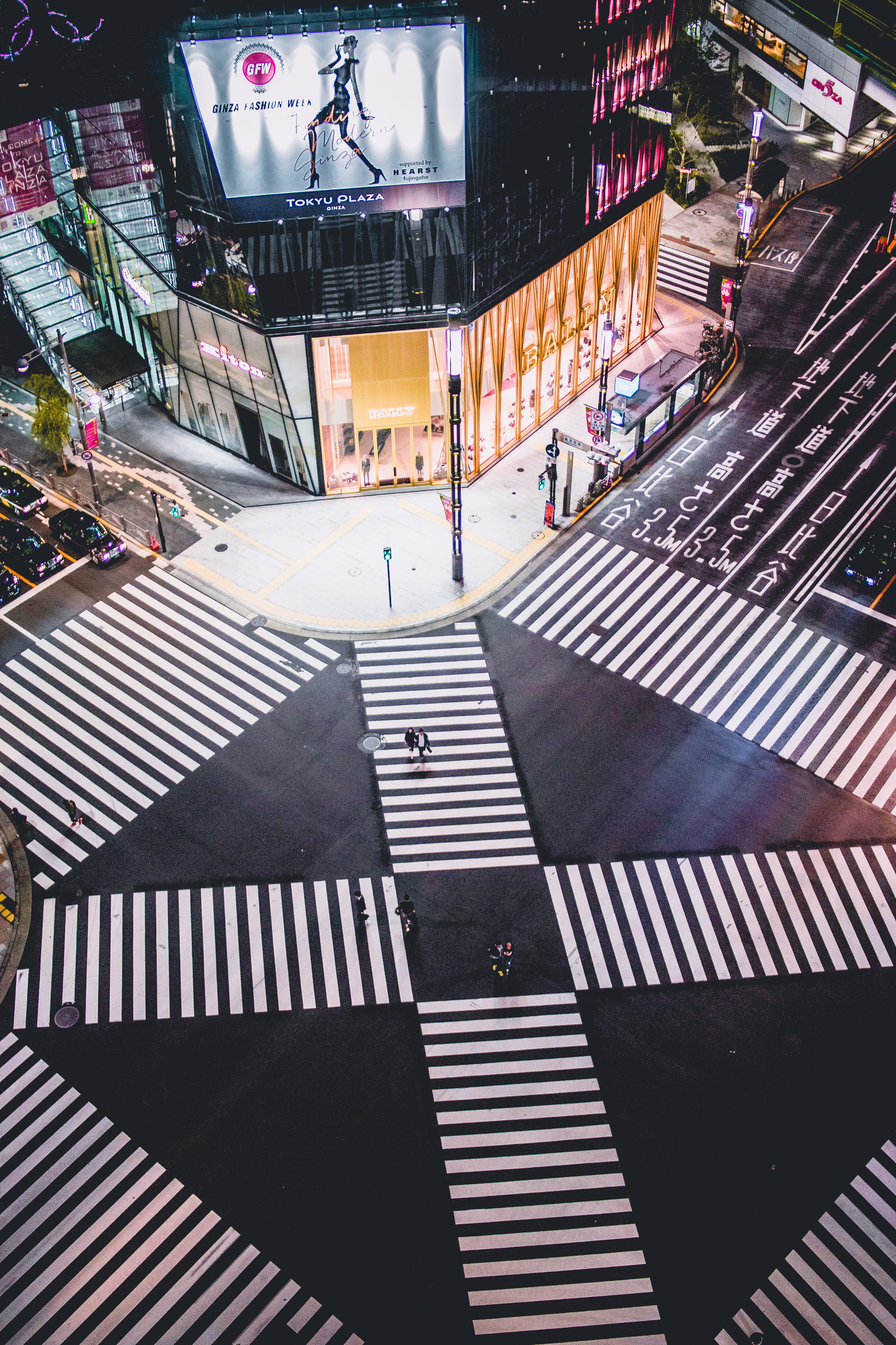 cross walk, man, daytime, sign, building, road marking, illuminated, night, tokyo, facade, building exterior, zebra crossing, symbol, woman, high angle view, Phone HD Wallpaper