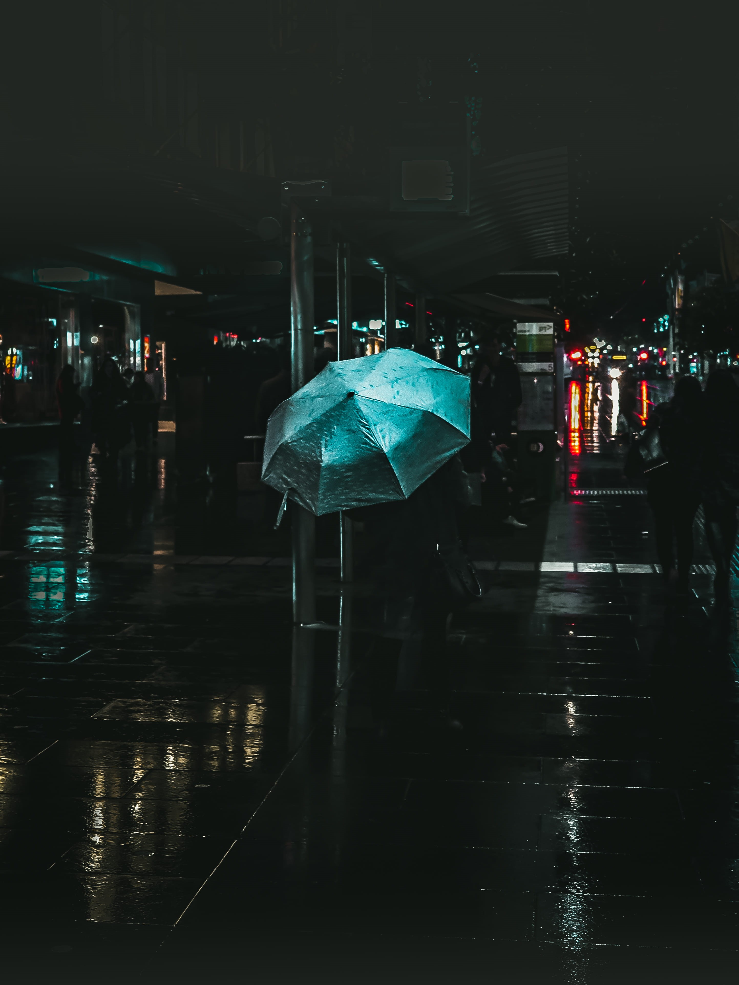 selective, urban Scene, nighttime, selective color photography, dark, real people, rain, outdoors, architecture, color, people, street, blue umbrella, illuminated, Phone HD Wallpaper