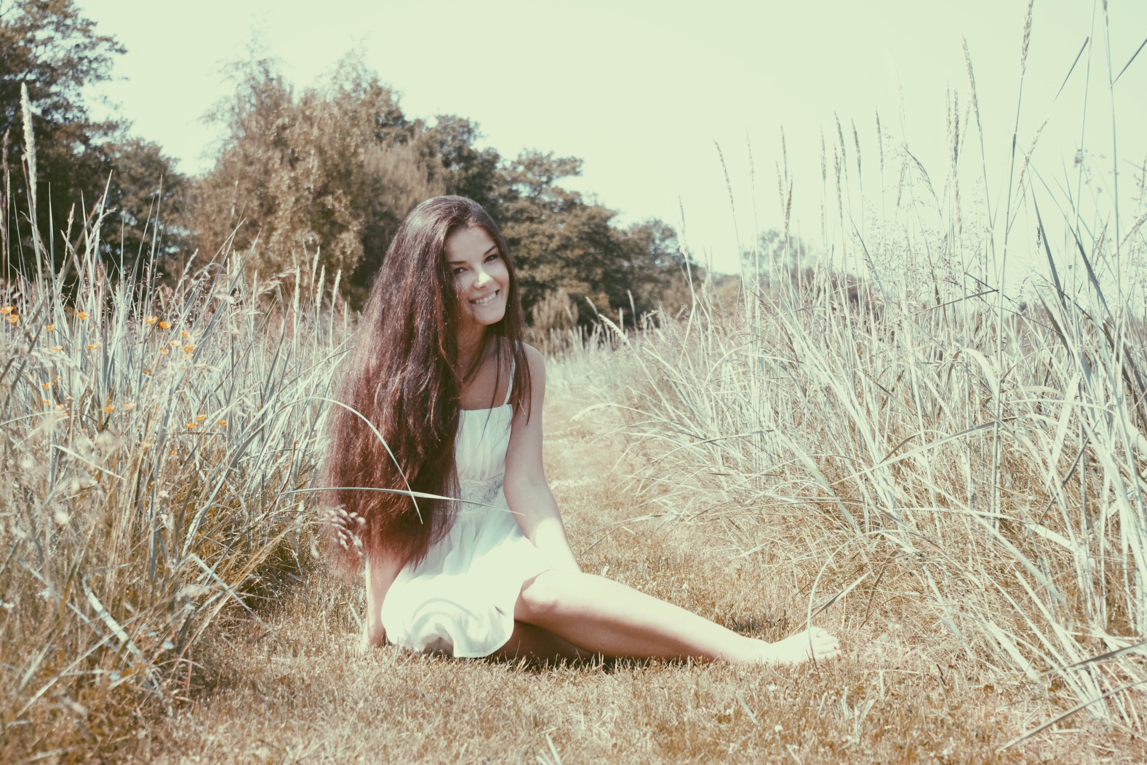 pretty, one Person, looking, youth, portrait, lifestyles, casual clothing, females, outdoors, hair, sitting, grass, white, hairstyle, young women, lady, HD Wallpaper