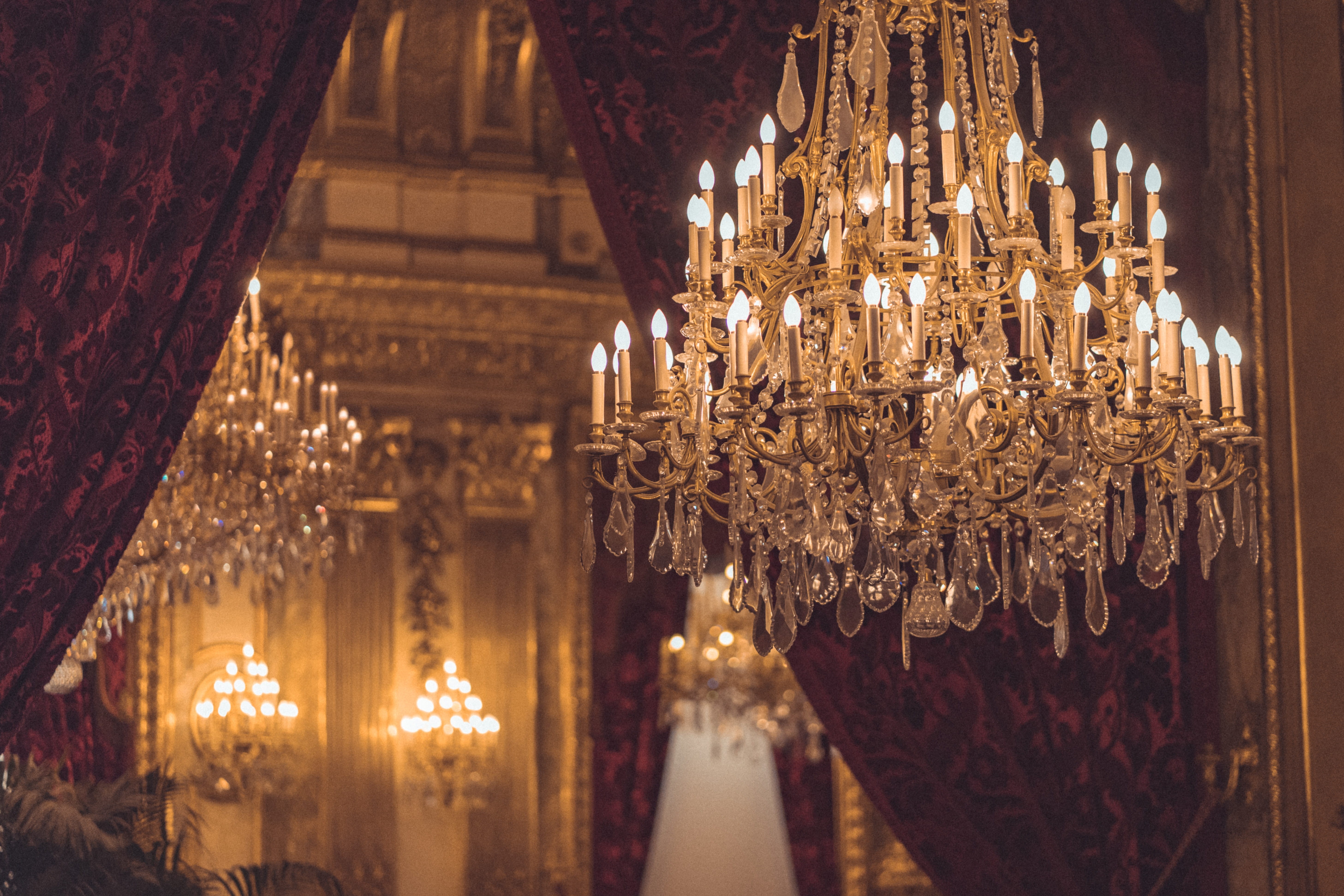 large group of objects, building, paris, dining room, decoration, france, room, no people, shiny, reception, selective focus, louvre, waiting room, art, HD Wallpaper