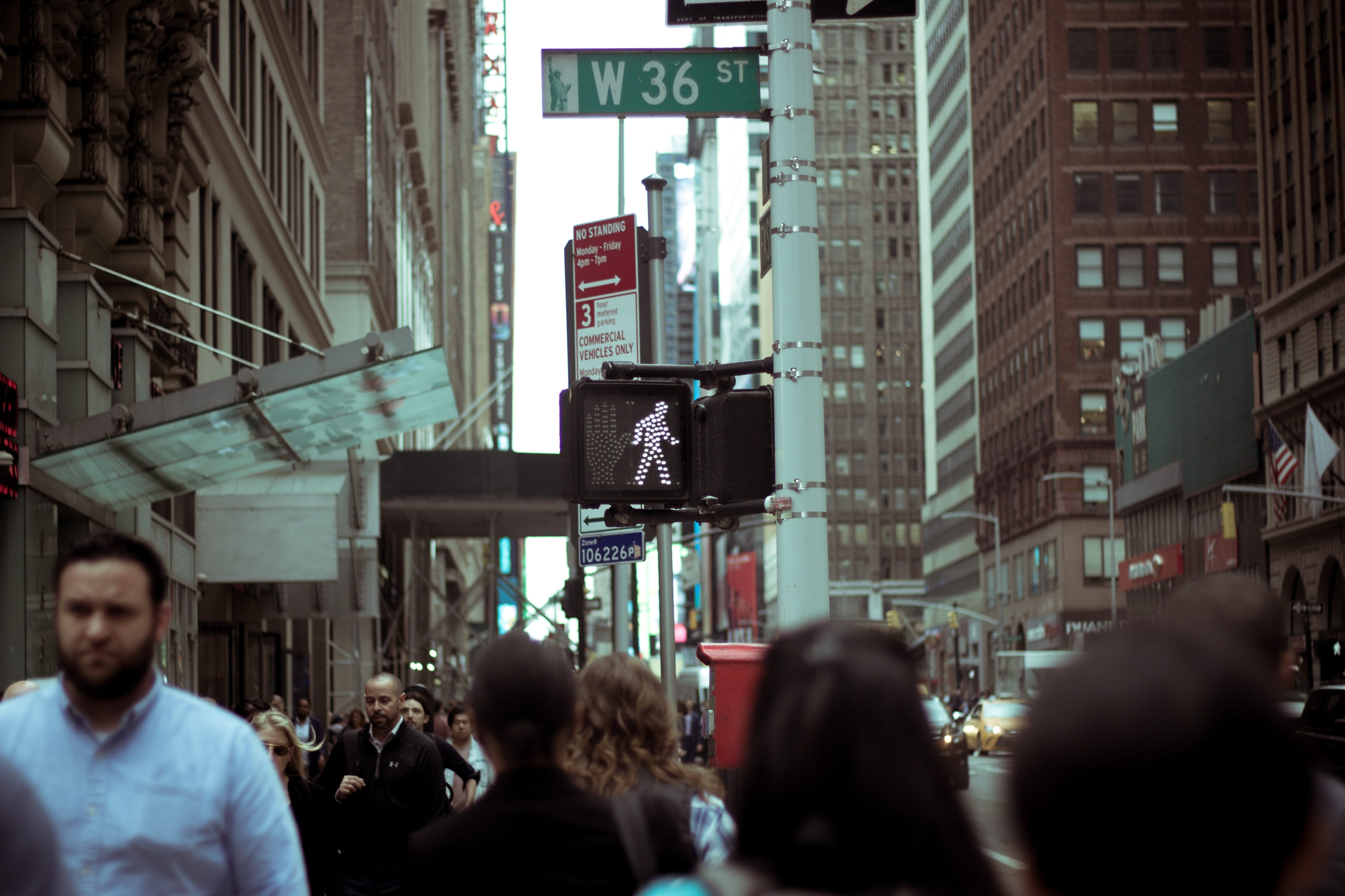 united states, w, communication, urban, city, office building exterior, high rise, town, human, brown, buildings, modern design, times square, real people, HD Wallpaper