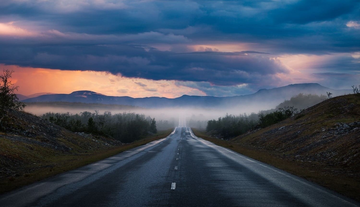 Finland, outdoors, mountains, diminishing perspective, hour, nature, road, mountain range, mountain, the way forward, direction, mist, fog, tranquility, HD Wallpaper